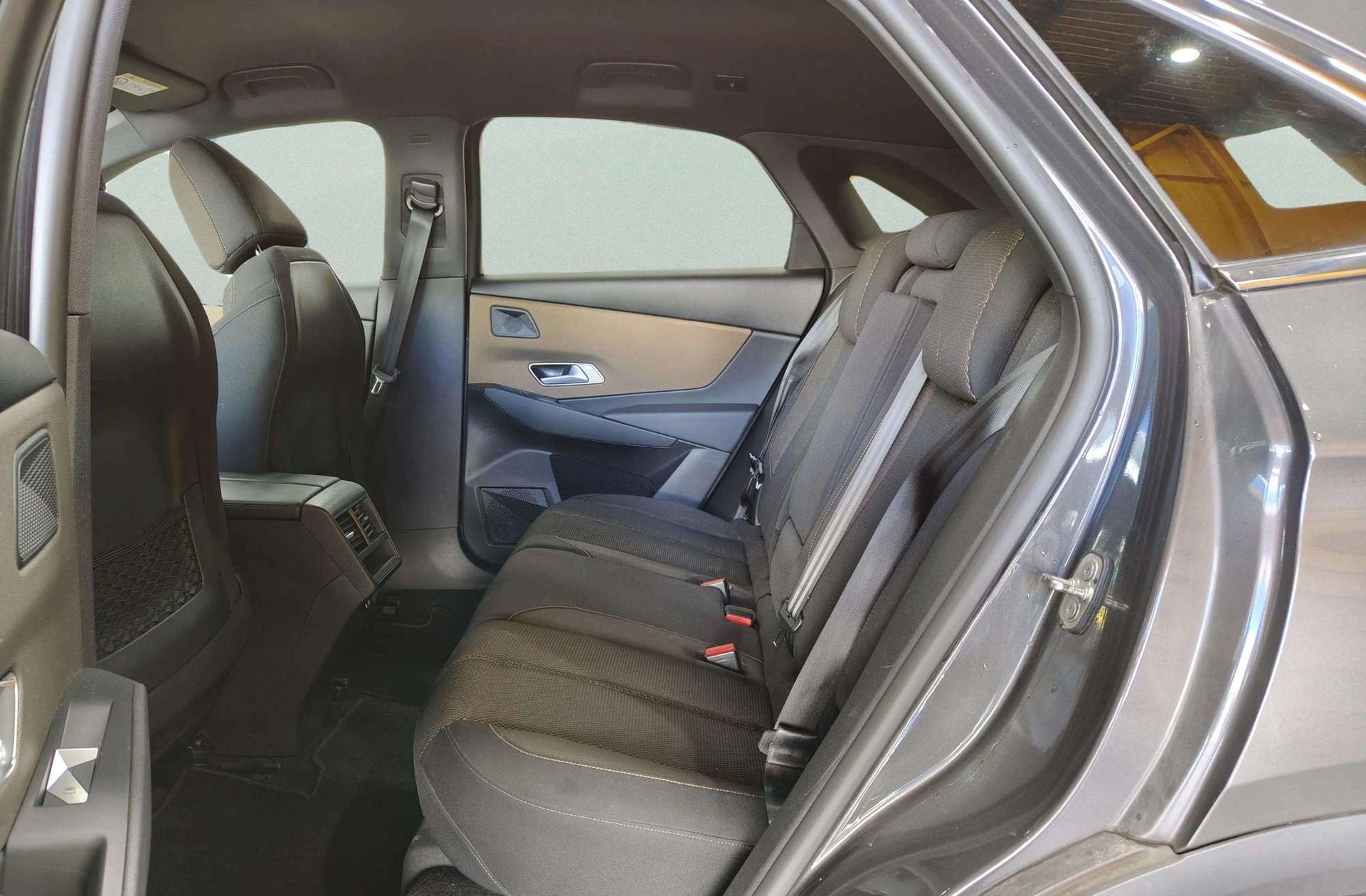 DS DS 7 Crossback PureTech 130 Bastille+ - foto 15