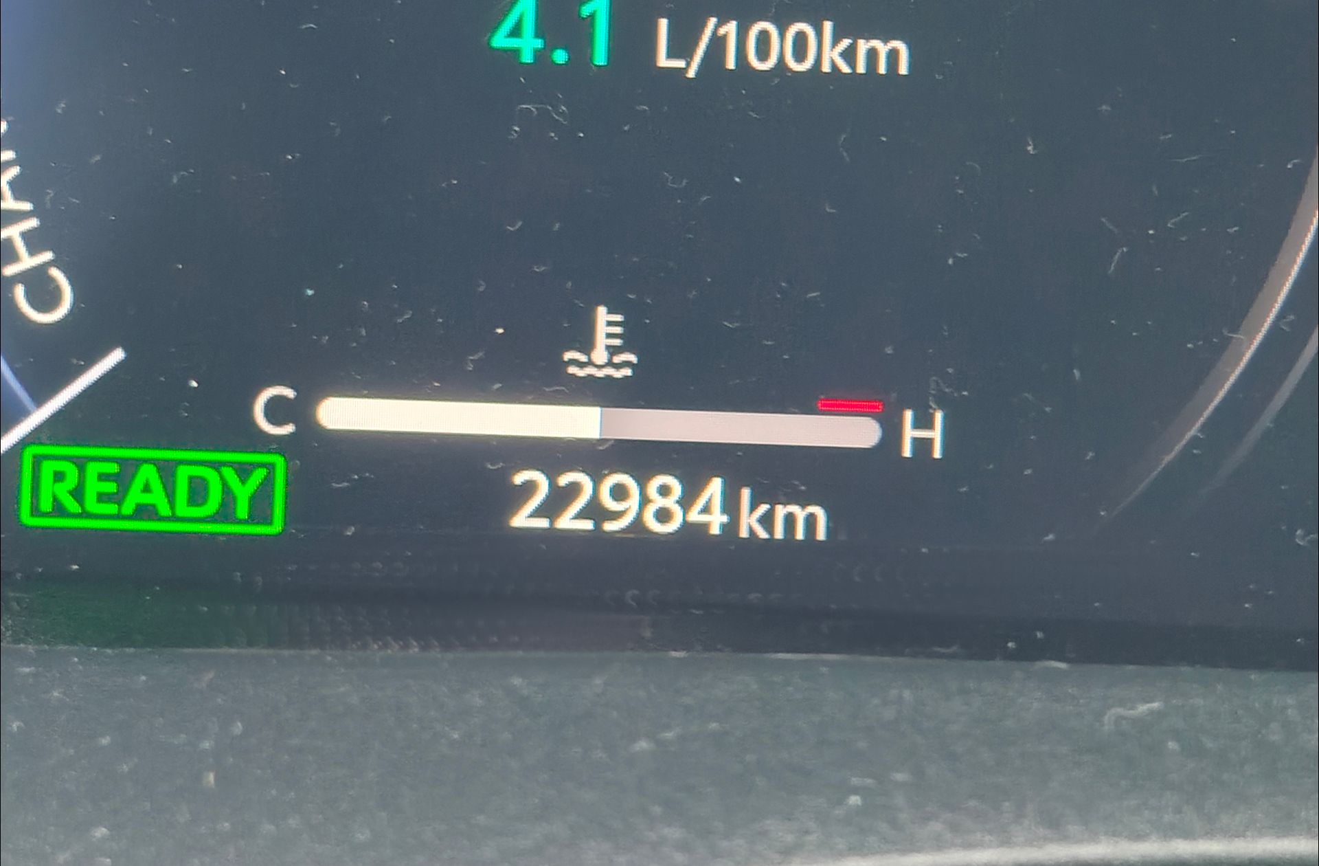Toyota Yaris 120H Style - foto 9