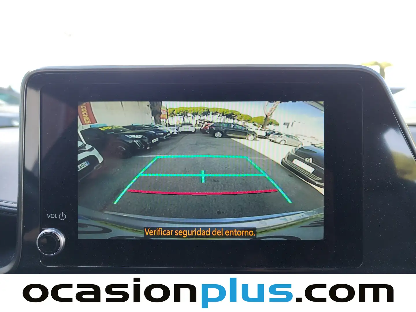 Foto Toyota C-HR Toyota C-HR 1.8 125H Advance (122 CV)