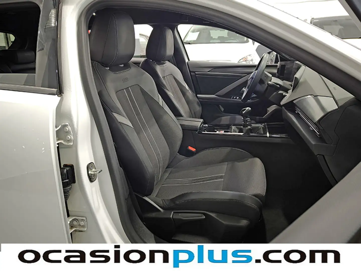 Foto Opel Astra Opel Astra 1.2 Turbo XHT GS (130 CV)