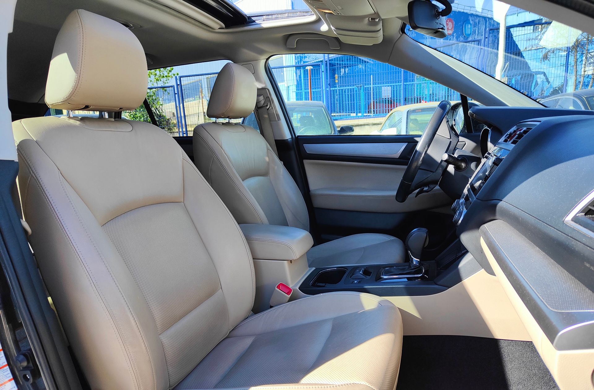 Subaru Outback 2.0 TD Executive Plus CVT Lineartron AWD - foto 20