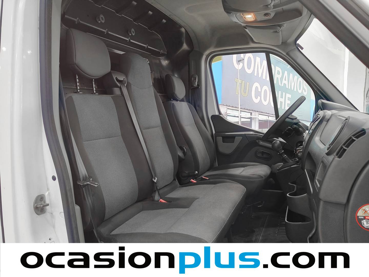 Foto Renault Master Renault Master Furgon L2H2 3500 Energy dCi (145 CV) siete plazas