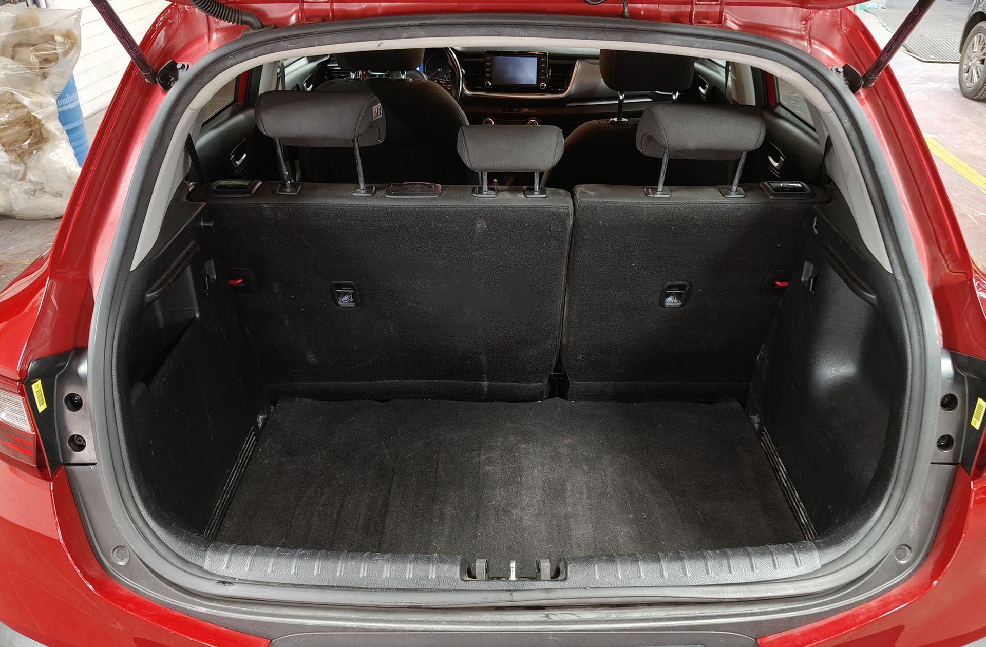 Kia Stonic 1.0 T-GDi Drive DCT - foto 15