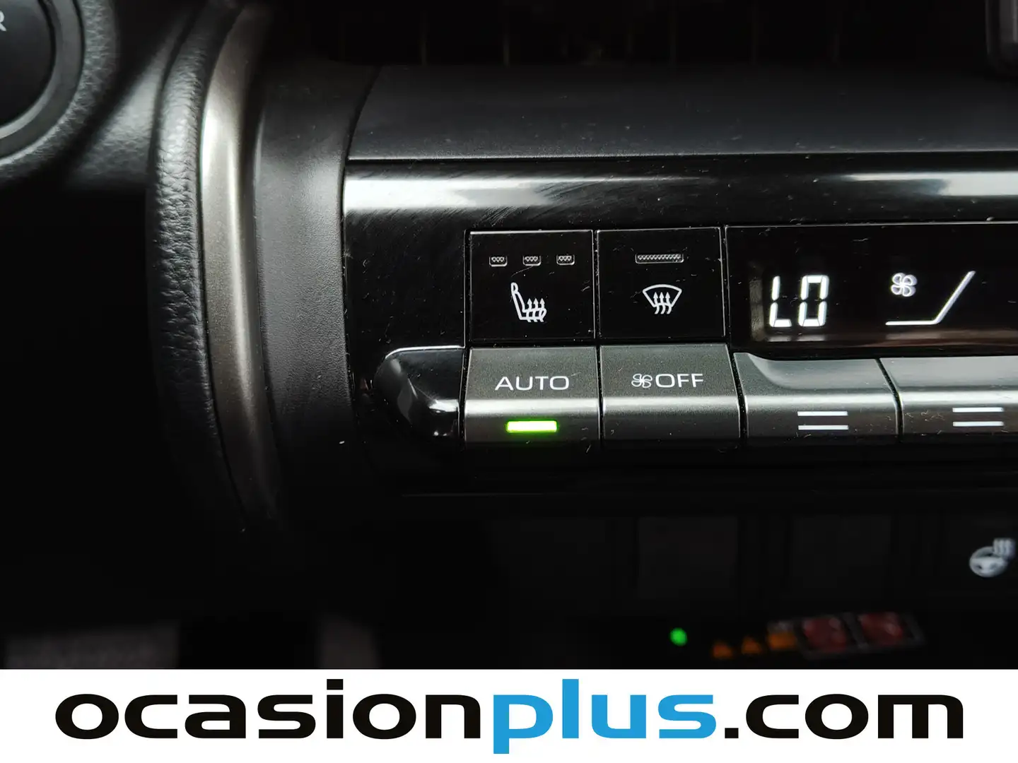 Foto Toyota C-HR Toyota C-HR 220PH Advance (223 CV)