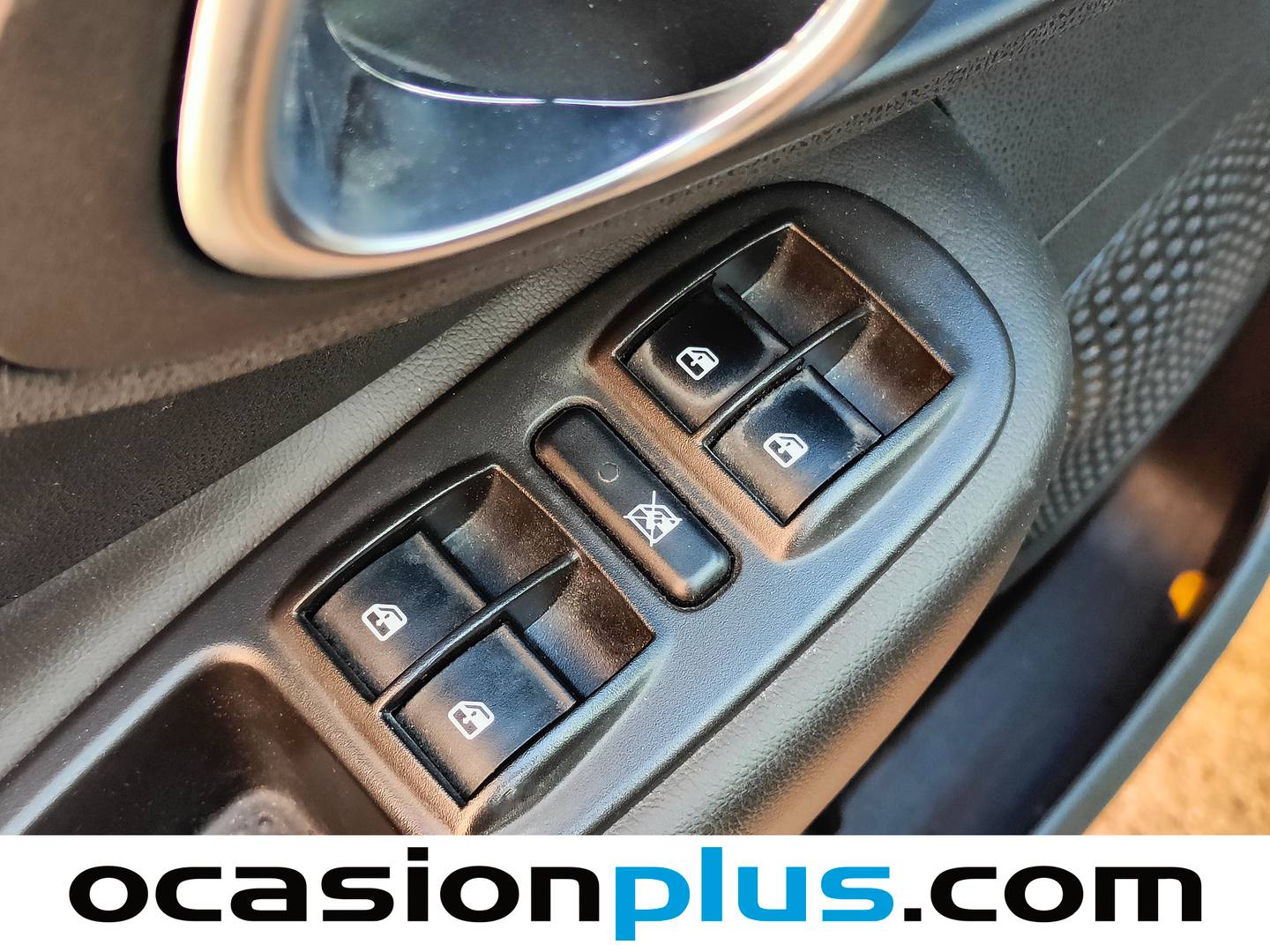 Fiat 500L Fiat 500L 1.3 16v MultiJet II S&S Lounge Auto (95 CV) automático