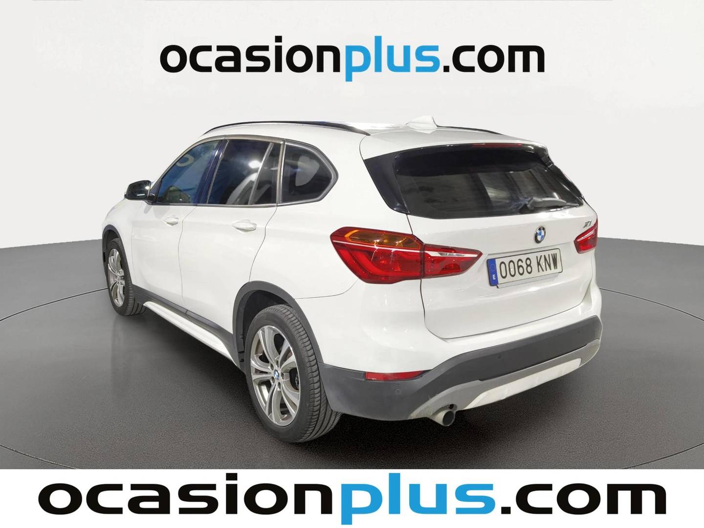 Foto trasera BMW X1 BMW X1 sDrive18i (140 CV) izquierda