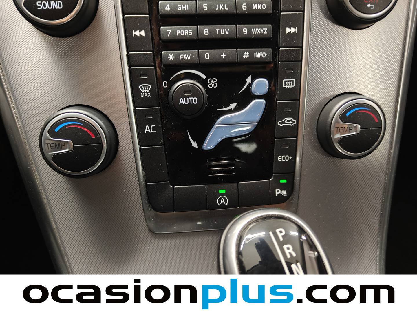 Foto Volvo XC60 Volvo XC60 D3 Kinetic Auto (150 CV)