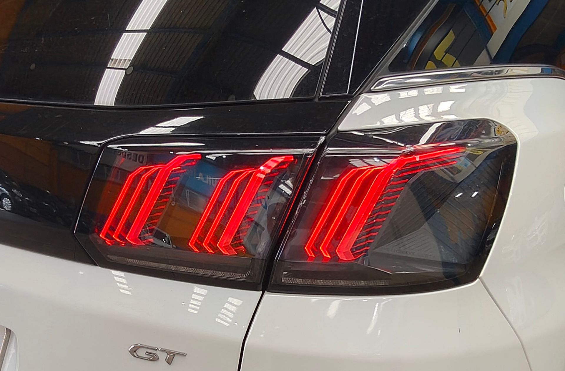 Peugeot 3008 PureTech 130 GT EAT8 - foto 18