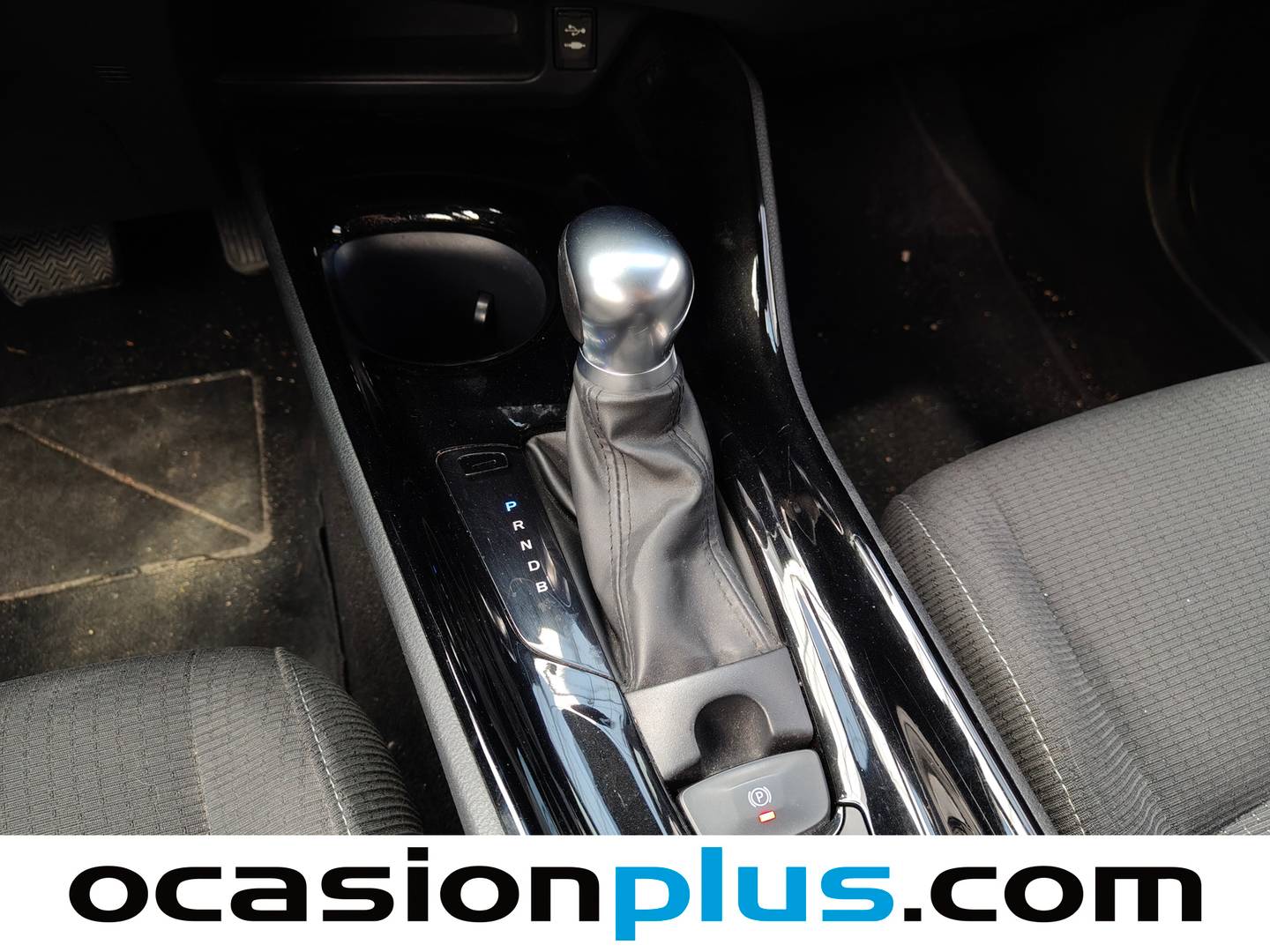 Toyota C-HR Toyota C-HR 1.8 125H Advance (122 CV) de segunda mano