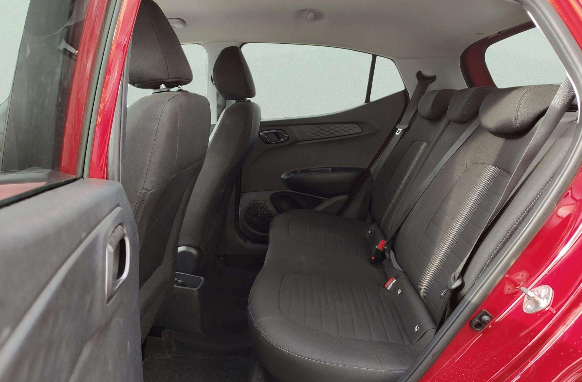 Hyundai i10 1.0 Klass - foto 15