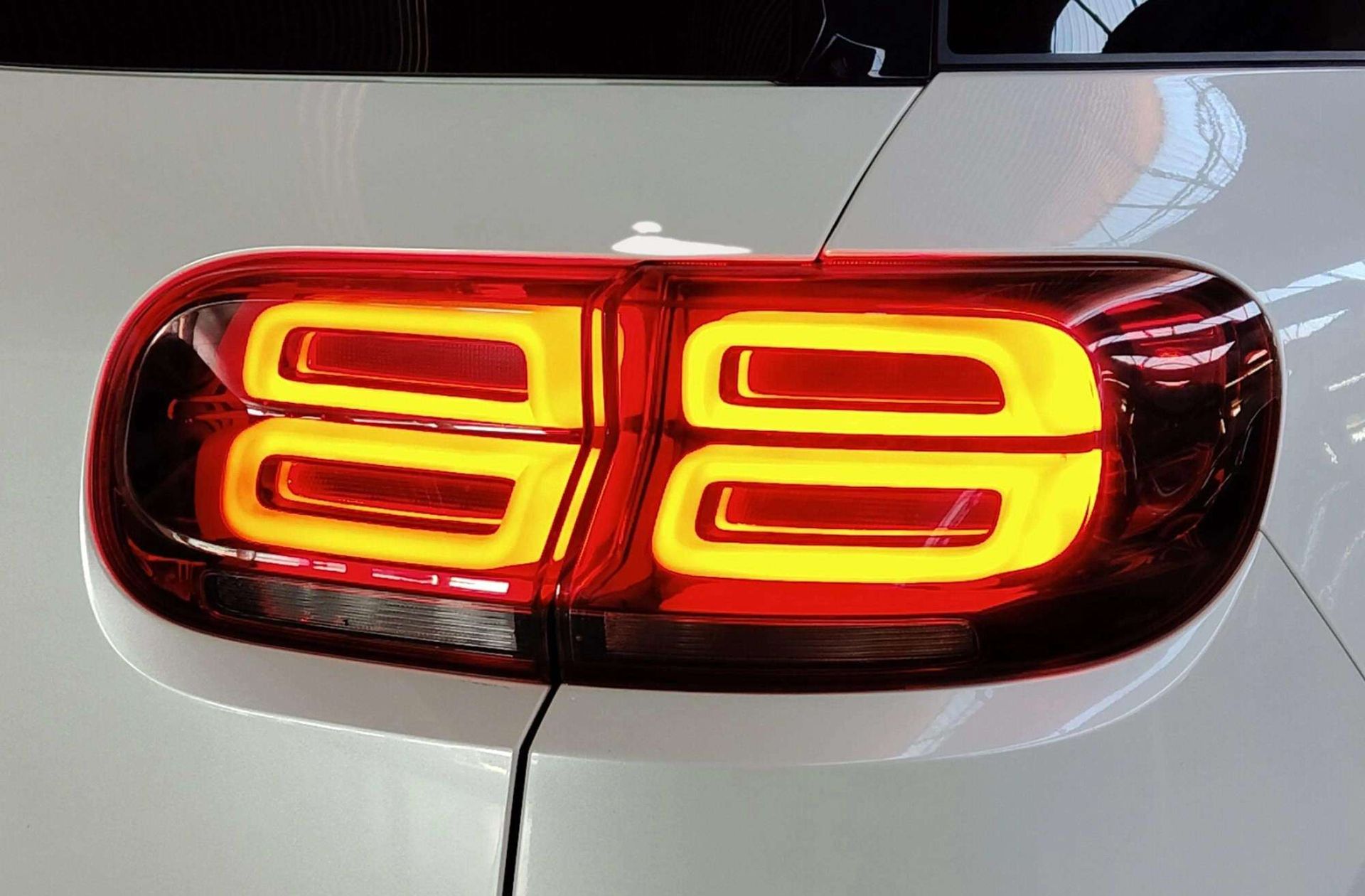 Citroën C5 Aircross BlueHDi 180 Shine EAT8 - foto 18