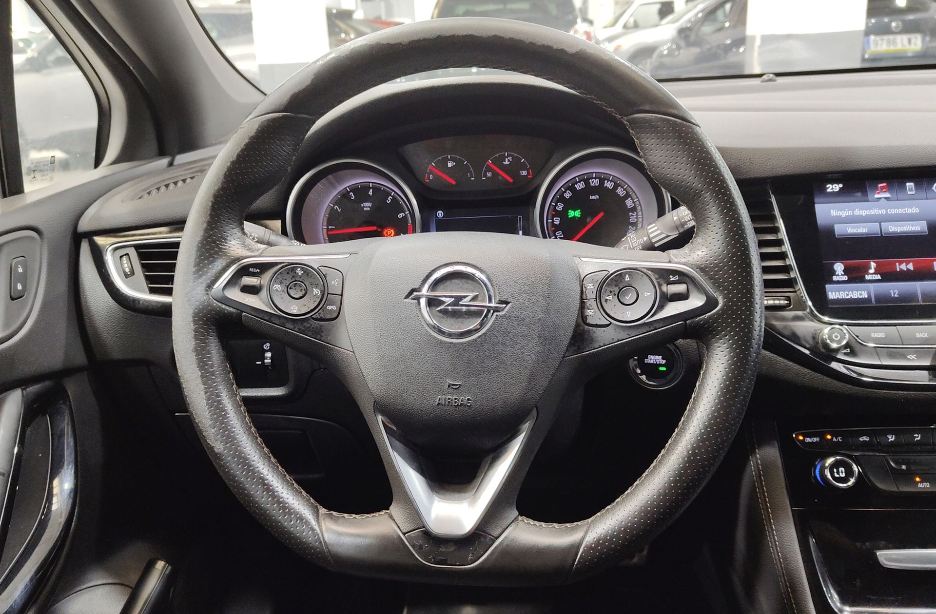 Opel Astra 1.6 Turbo GSi Line - foto 23