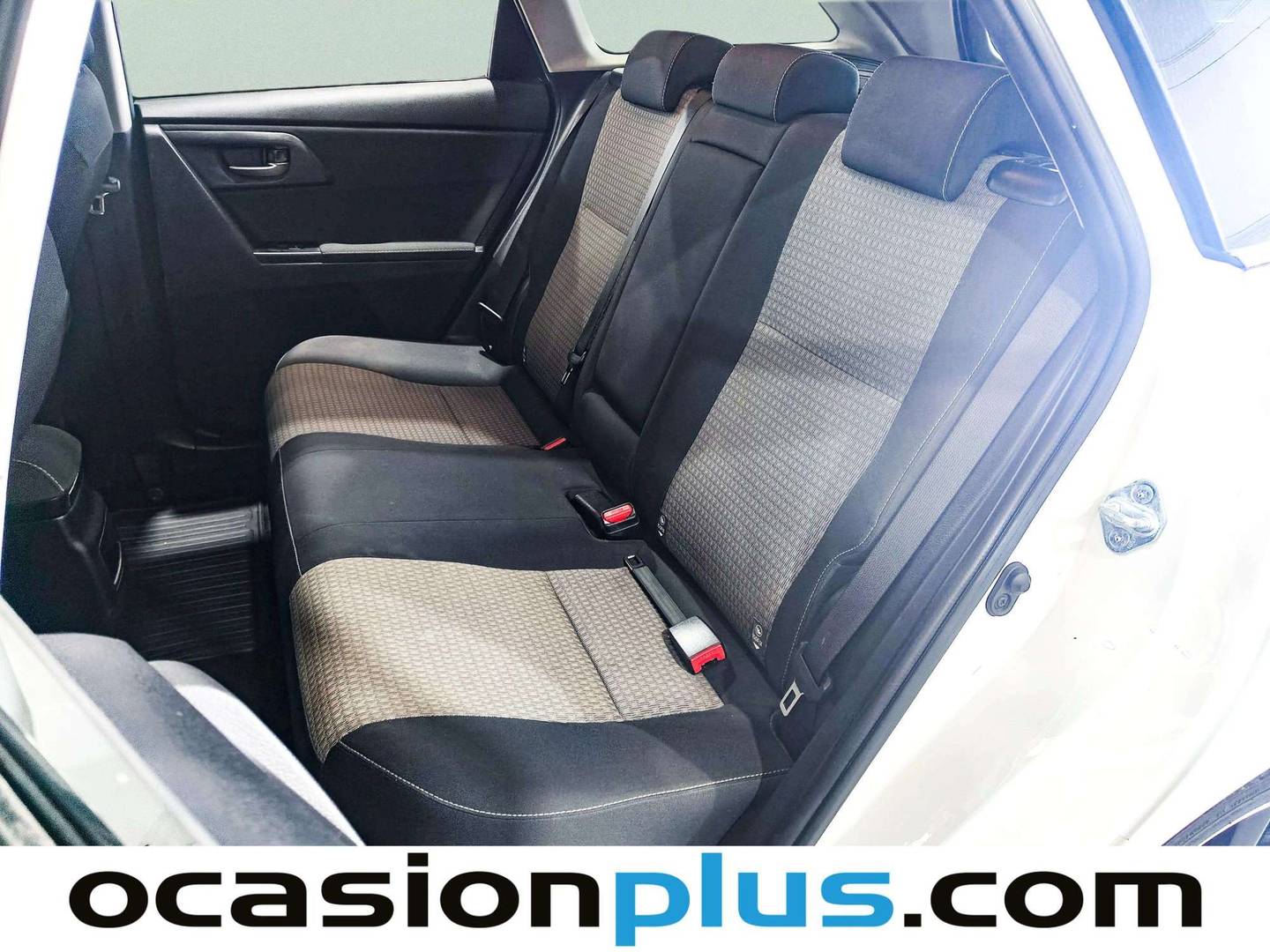 Foto Toyota Auris Toyota Auris 140H Hybrid Touring Sports Feel! (136 CV)