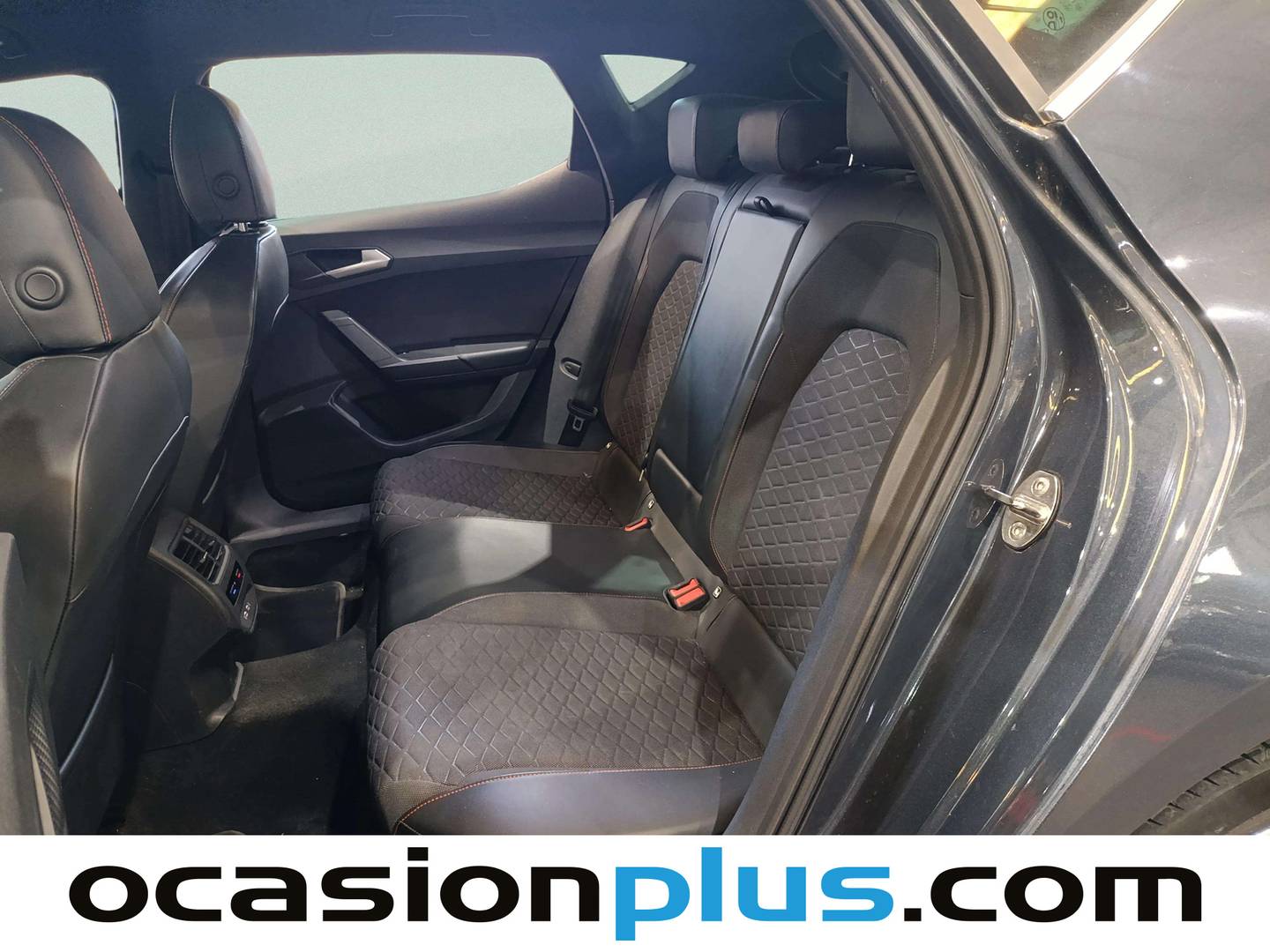 Foto asientos traseros Seat León Seat León 1.5 TSI S&S FR Go L (150 CV)