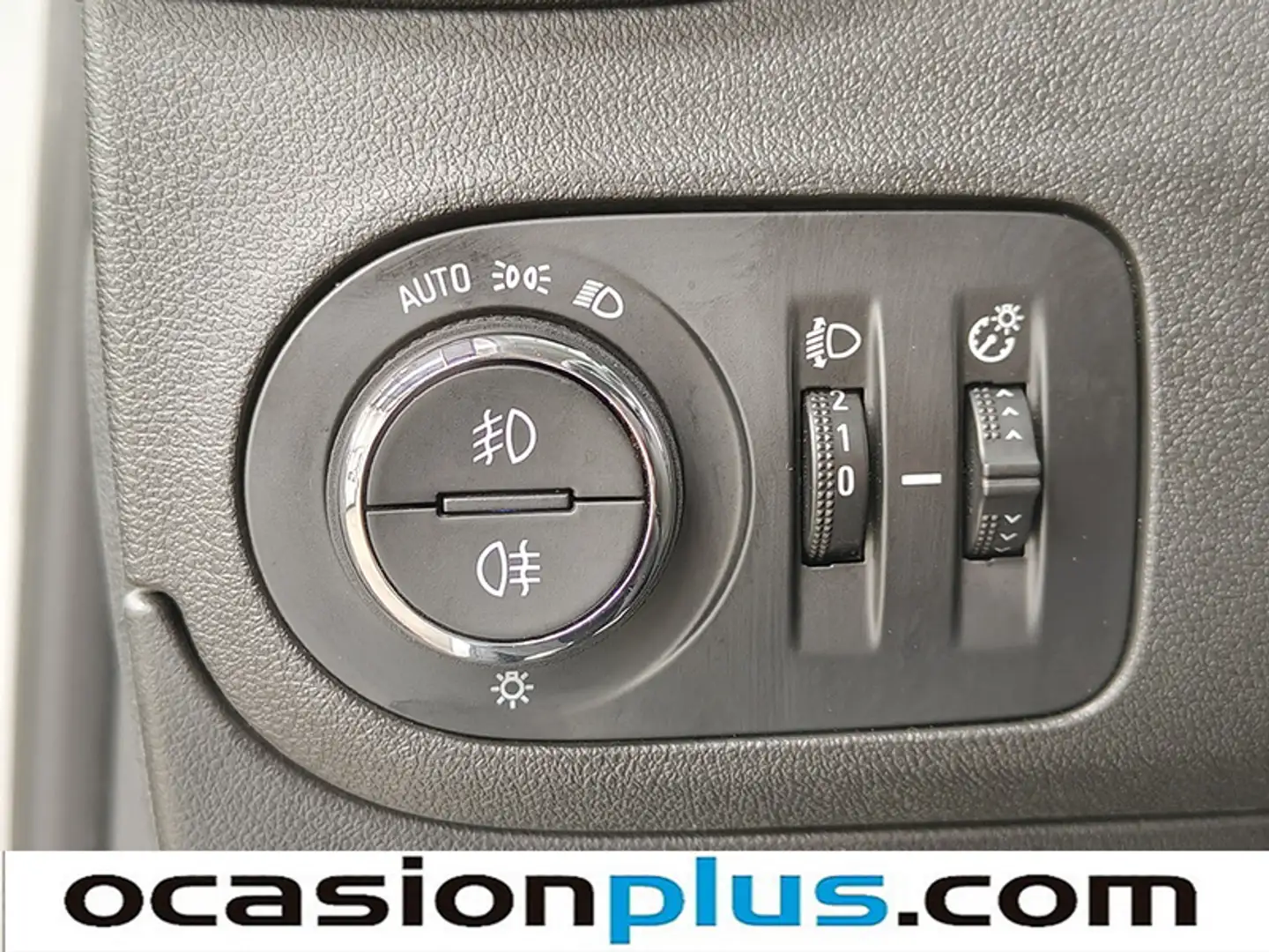 Foto Opel Grandland X Opel Grandland X 1.5 CDTi Selective (130 CV)