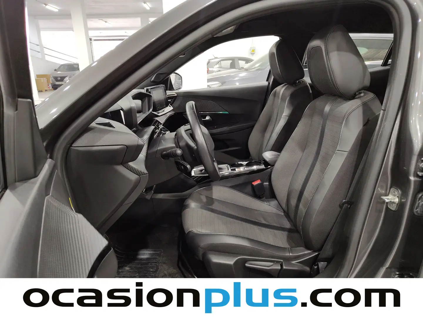 Foto Peugeot 2008 Peugeot 2008 PureTech 130 S&S Allure Pack (130 CV)