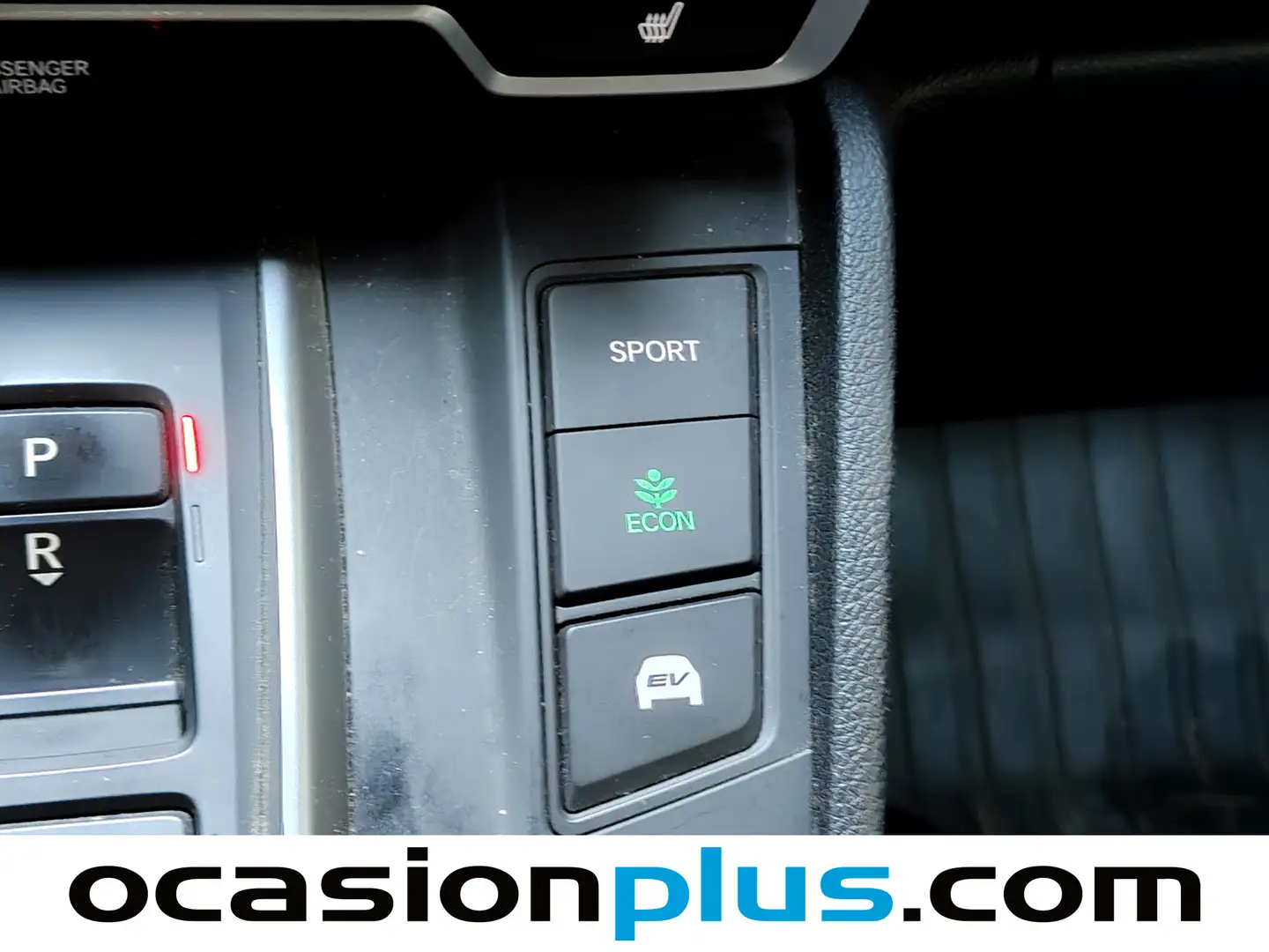 Foto Honda CR-V Honda CR-V 2.0 i-MMD Executive 4x4 (184 CV)