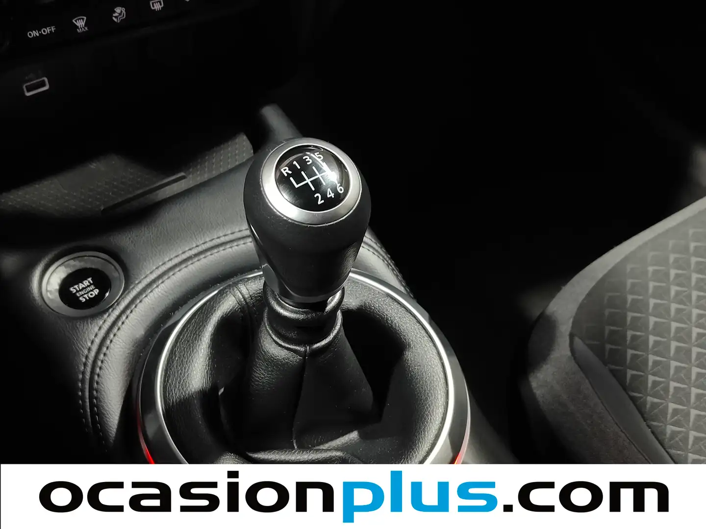 Foto Nissan JUKE Nissan Juke DIG-T N-Connecta 4x2 (114 CV)