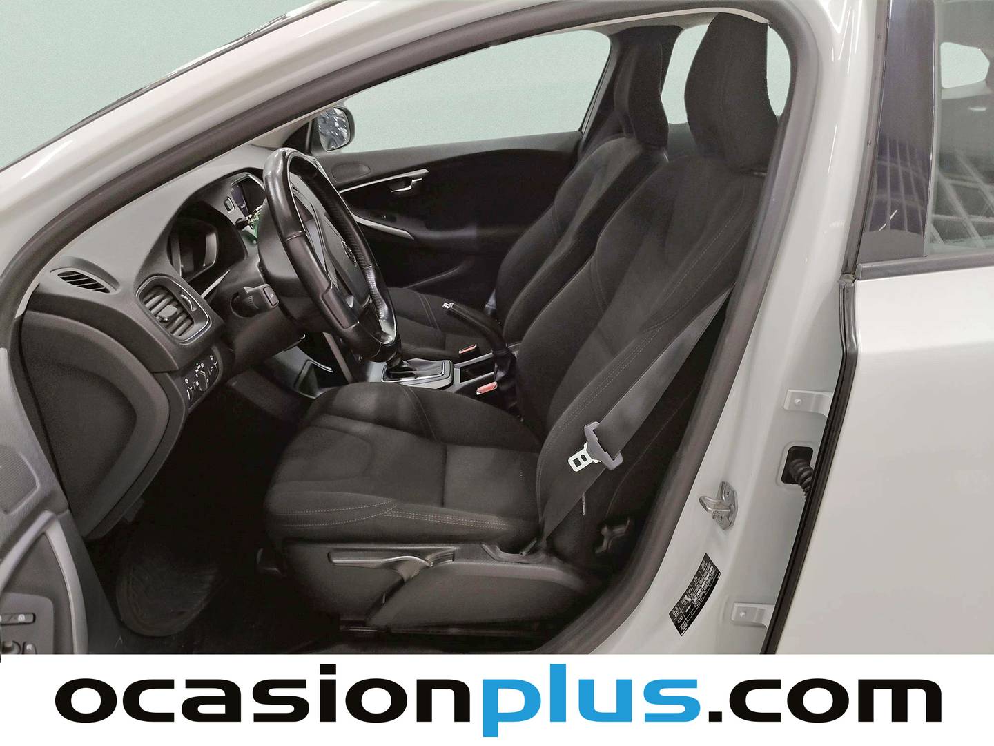 Foto asientos delanteros Volvo V40 Volvo V40 D2 Kinetic Auto (120 CV)