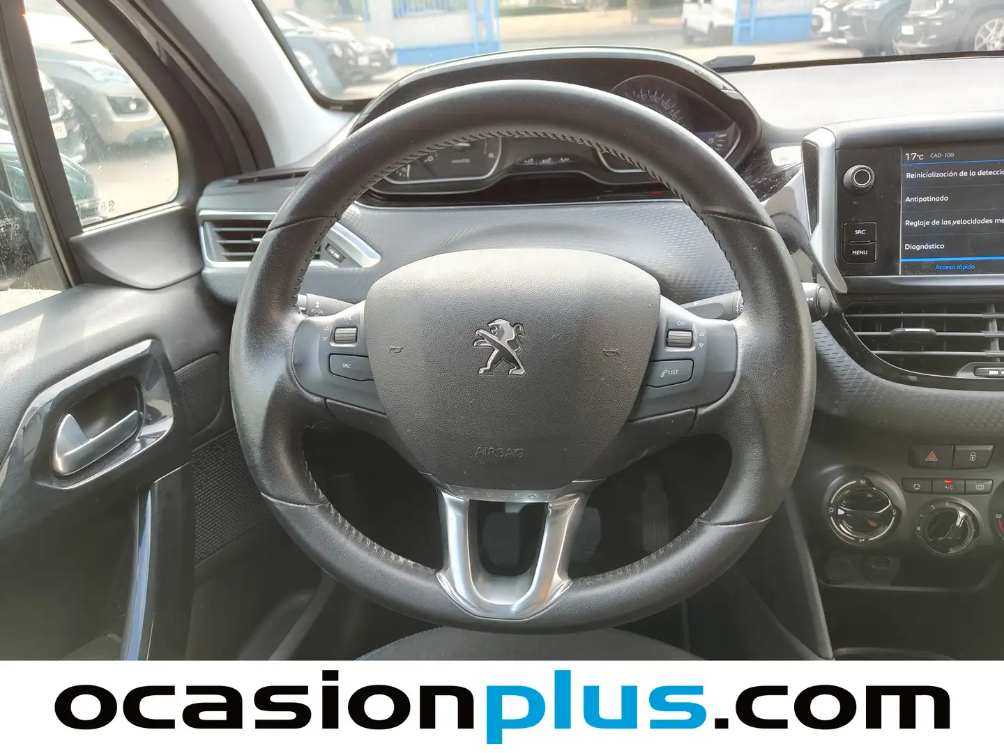 Foto Peugeot 208 Peugeot 208 PureTech Signature (82 CV)