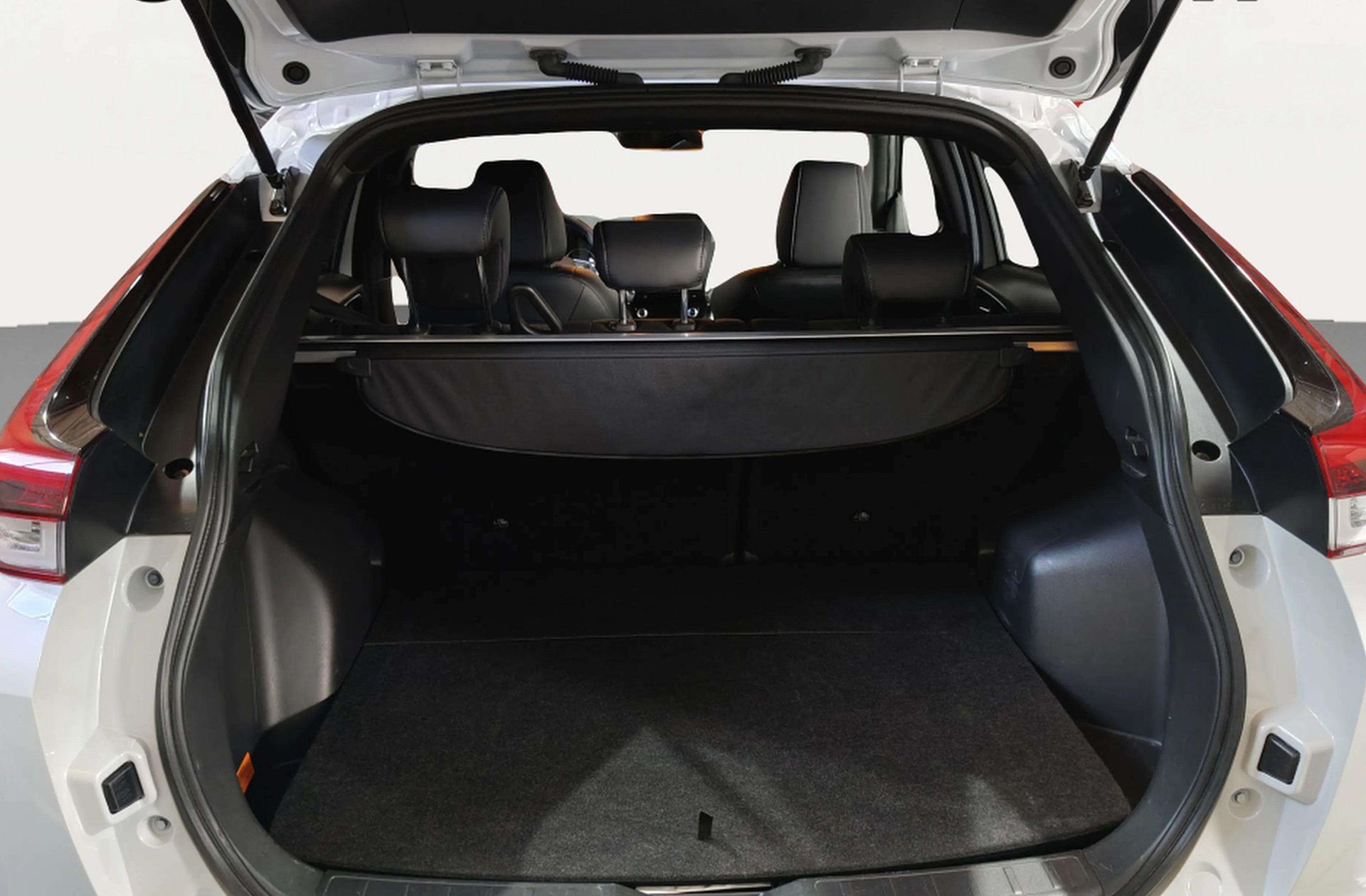 Mitsubishi Eclipse Cross 2.4 PHEV Kaiteki 4WD - foto 22