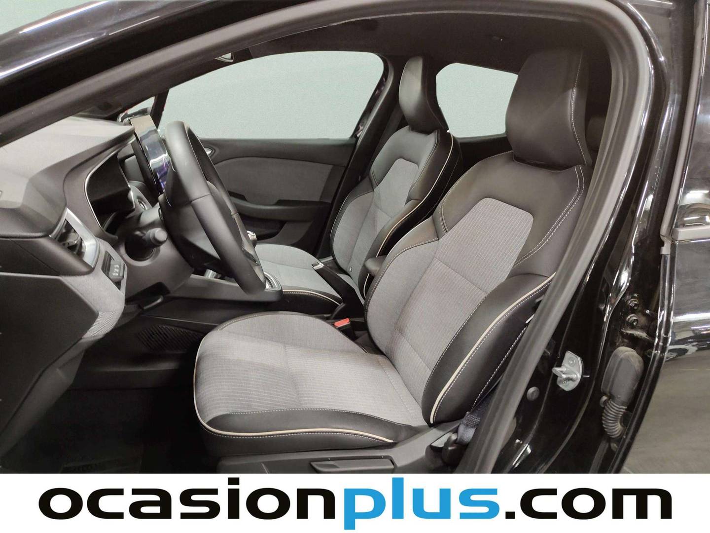 Foto asientos delanteros Renault Clio Renault Clio Techno TCe (90 CV)