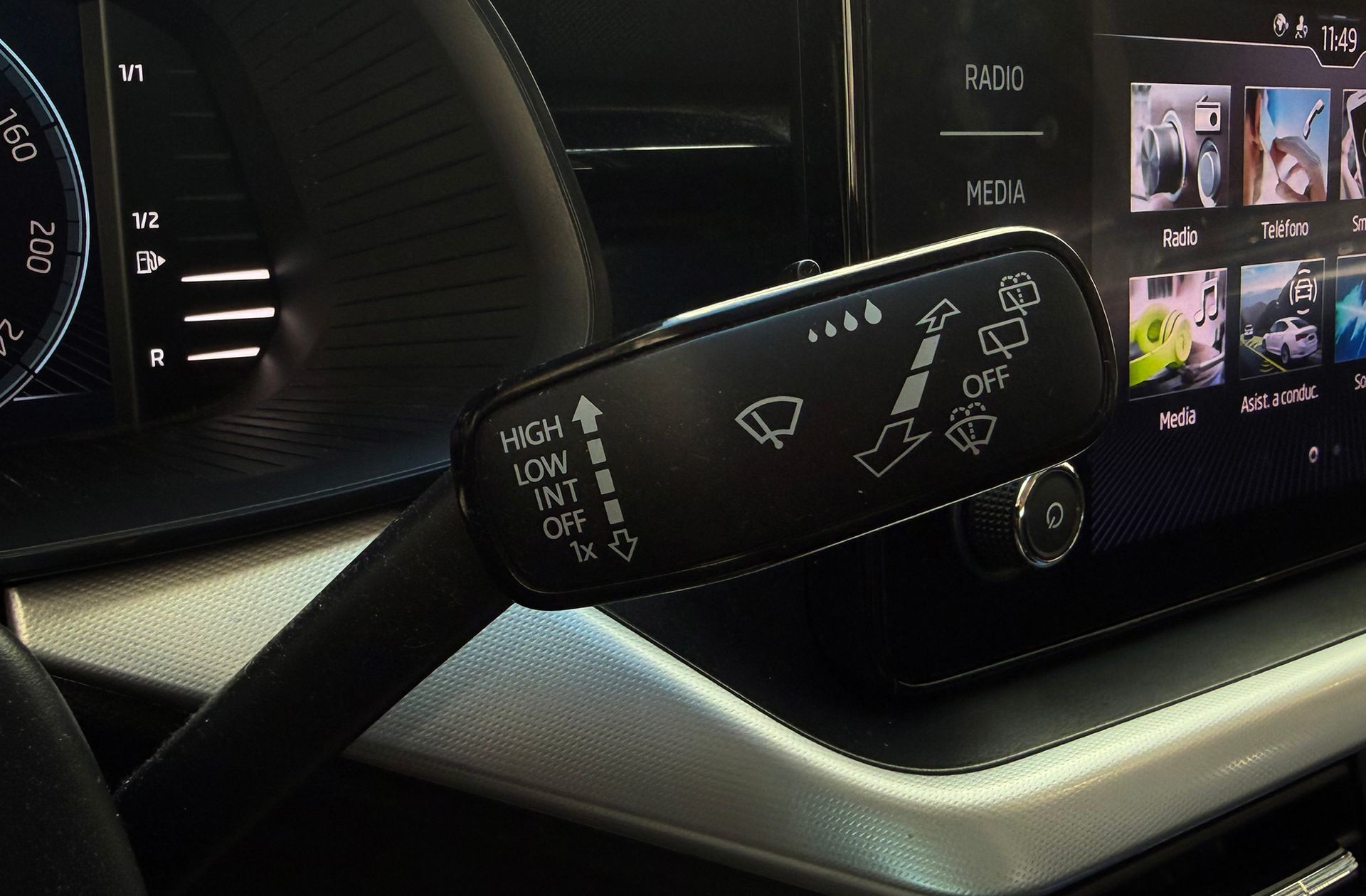 Škoda Kamiq 1.0 TSI Ambition - foto 26