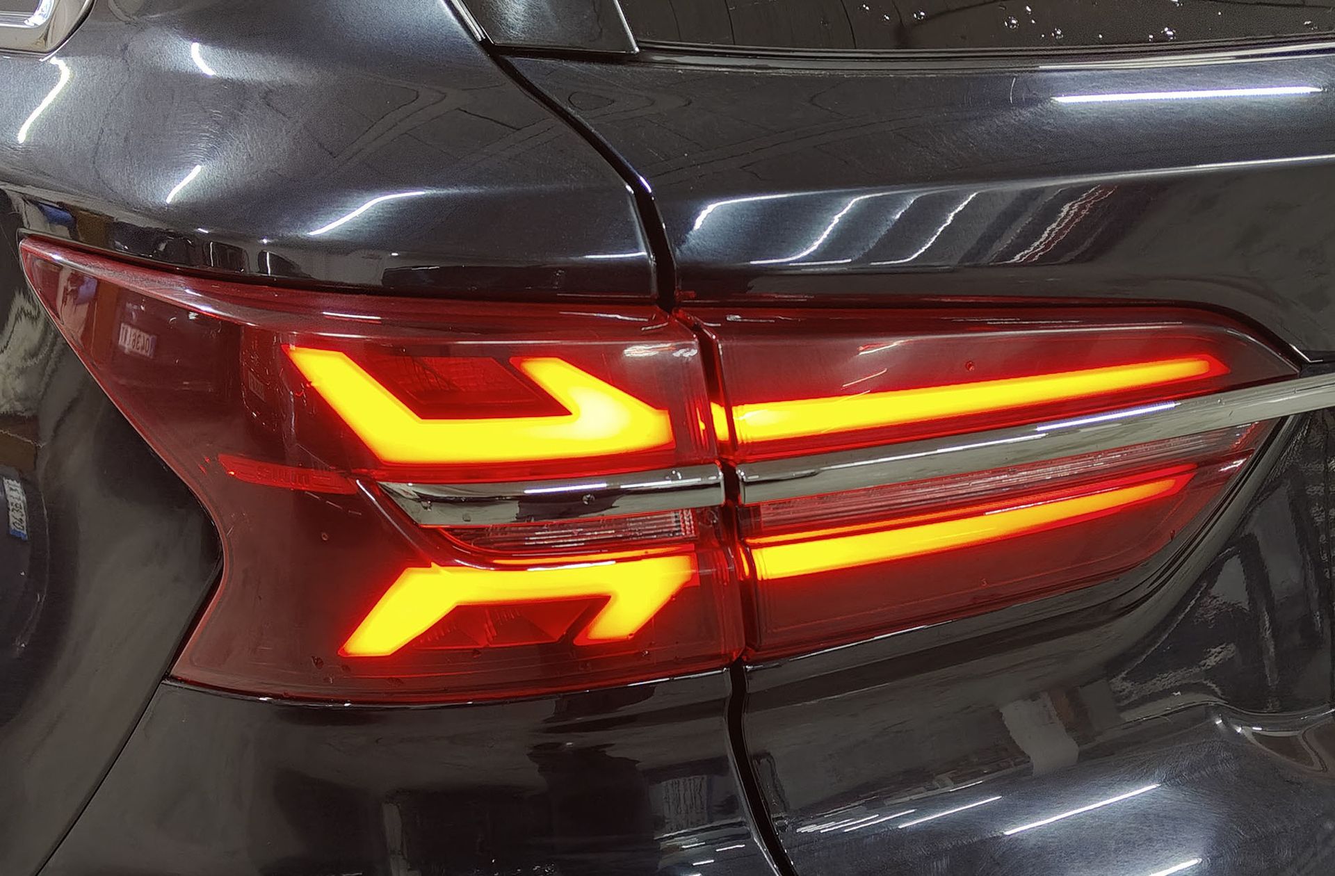 SWM G01 1.5T Luxury - foto 16