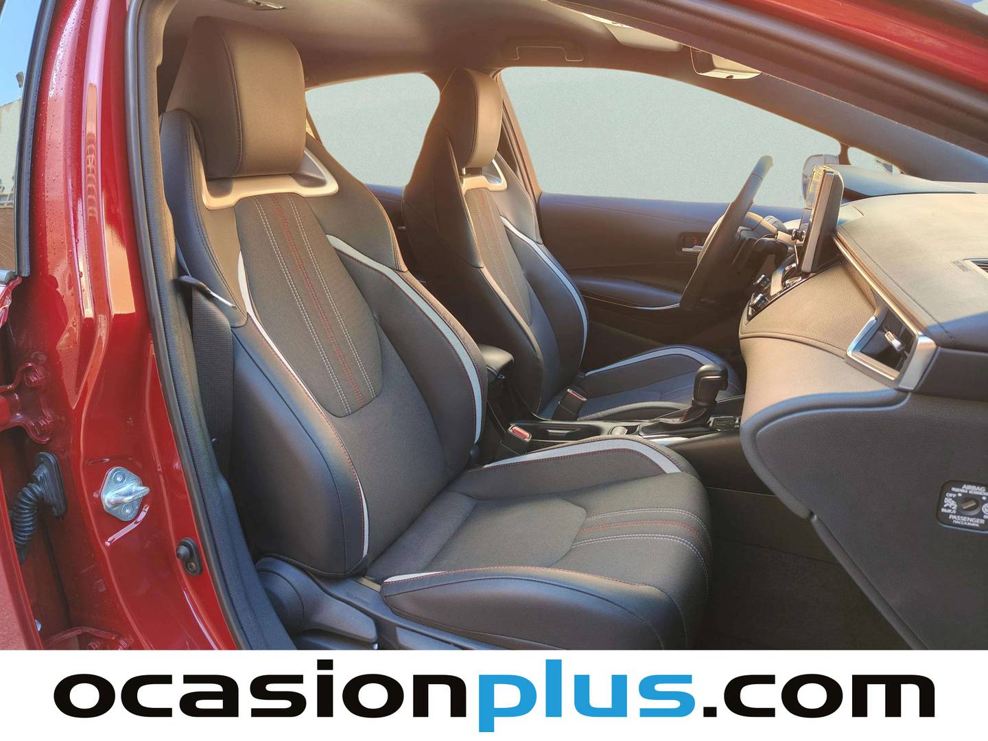 Foto Toyota Corolla Toyota Corolla 180H GR-SPORT E-CVT (184 CV)