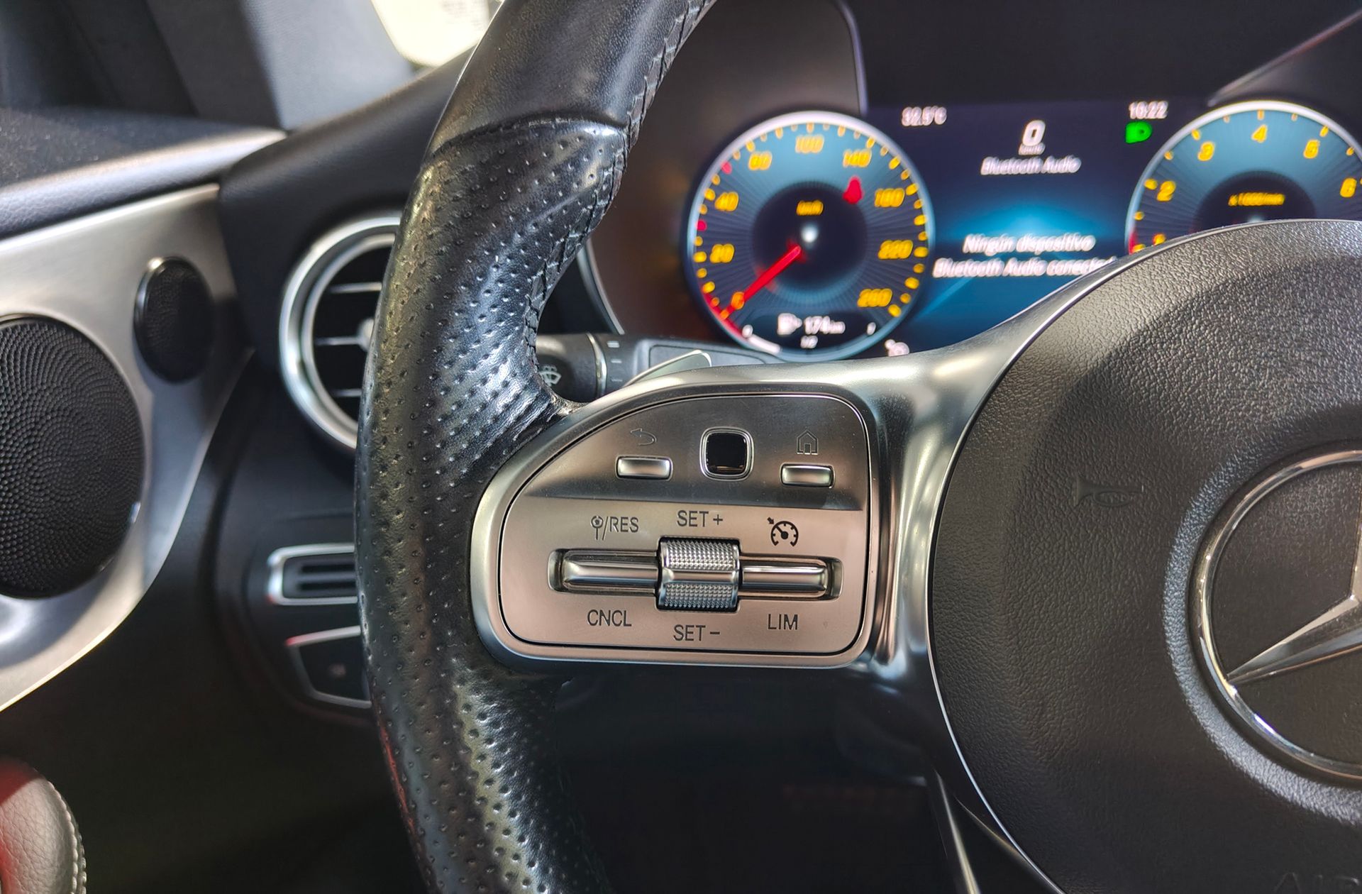 Mercedes-Benz Clase C Coupe 300 Pack AMG - foto 29
