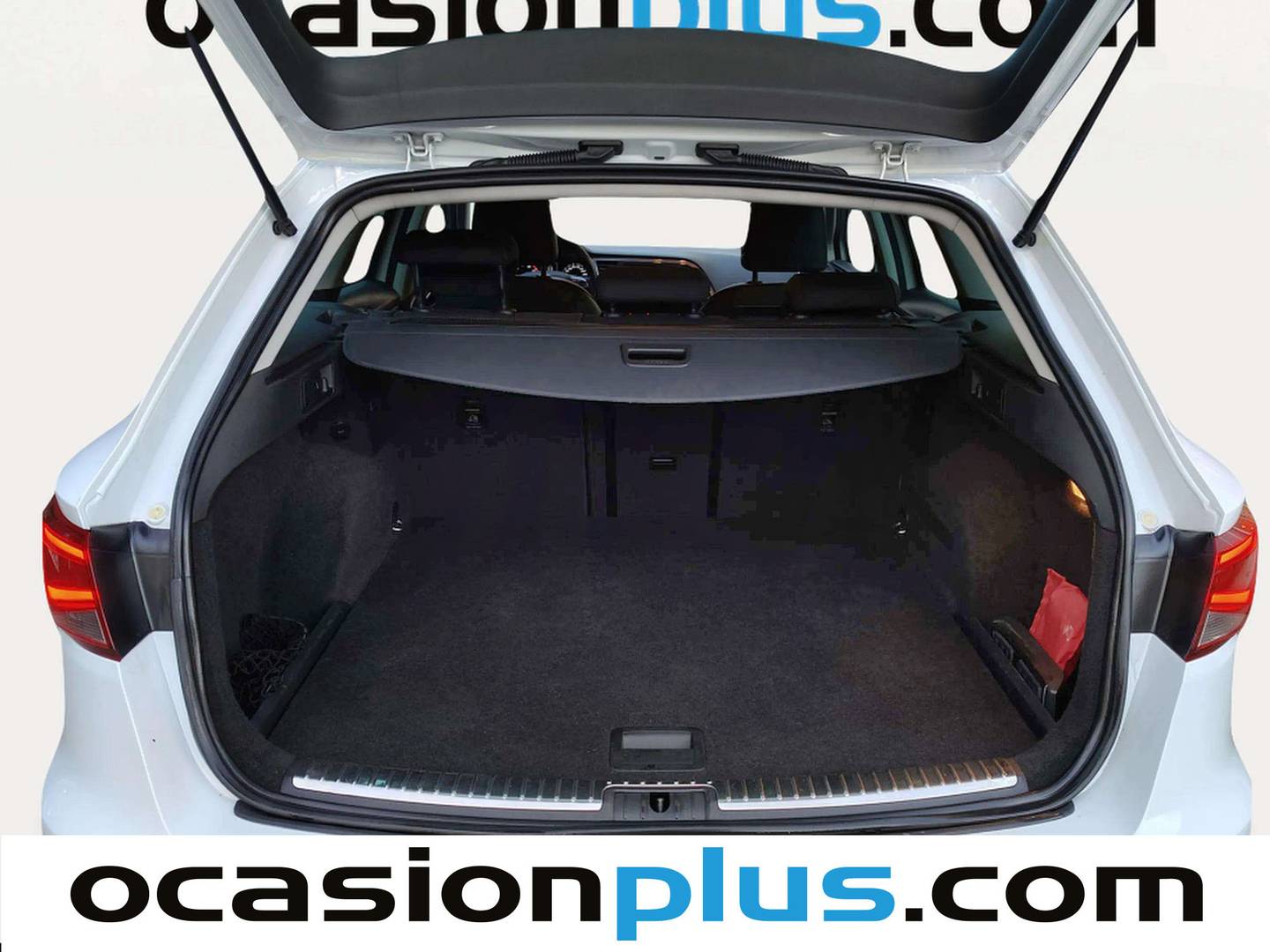 Fotos maletero Seat León SEAT León ST 1.8 TSI S&S FR (180 CV)