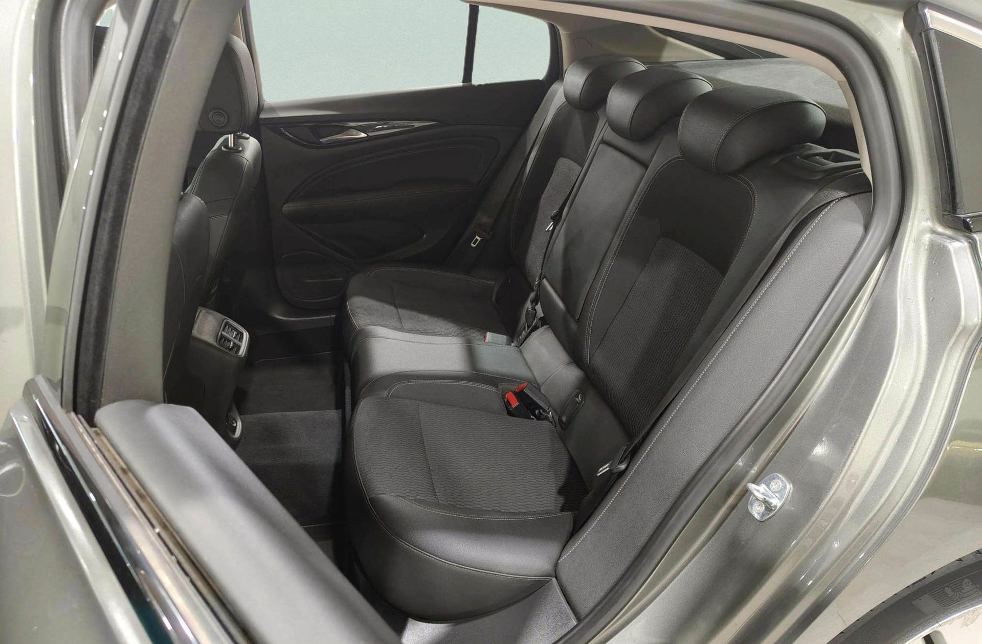 Opel Insignia GS 1.6 CDTi Turbo D Excellence - foto 16
