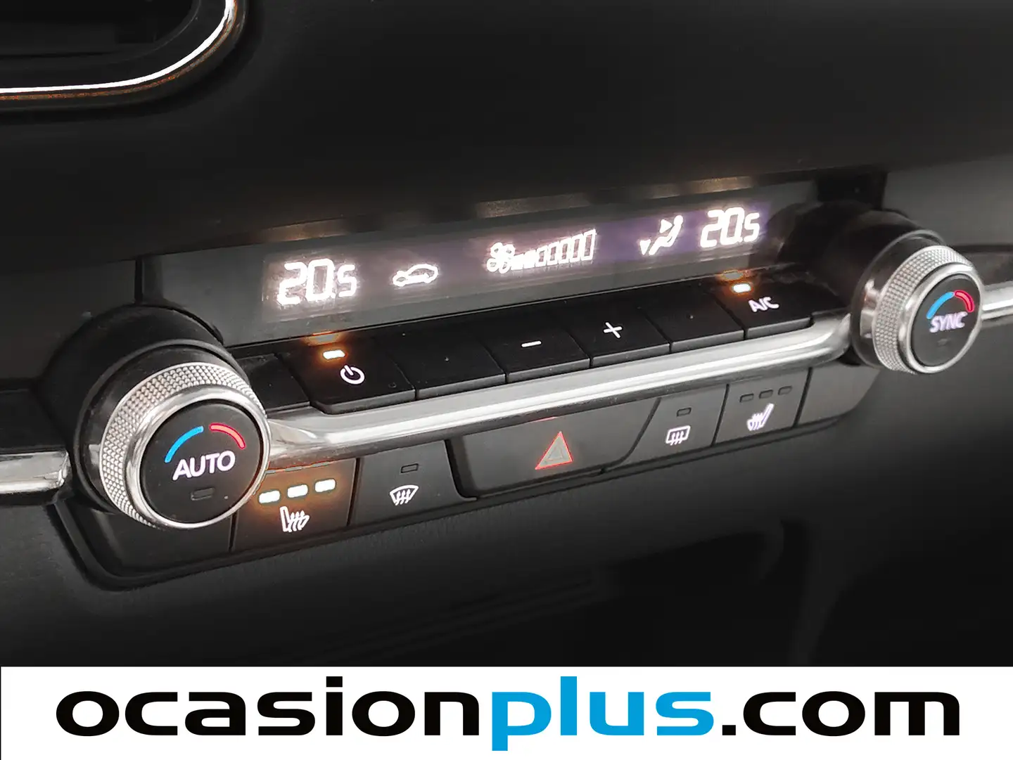 Foto Mazda CX-30 Mazda CX-30 2.0 Skyactiv-X Zenith AT (186 CV)