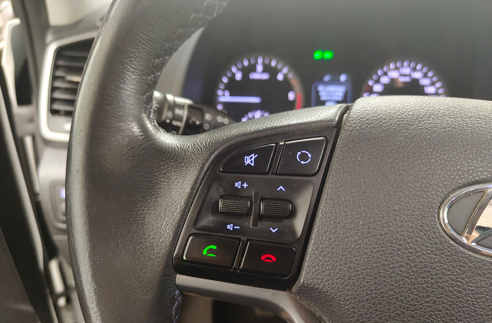 Hyundai Tucson 1.7 CRDi BD 25 Aniversario Sky 4x2 - foto 26