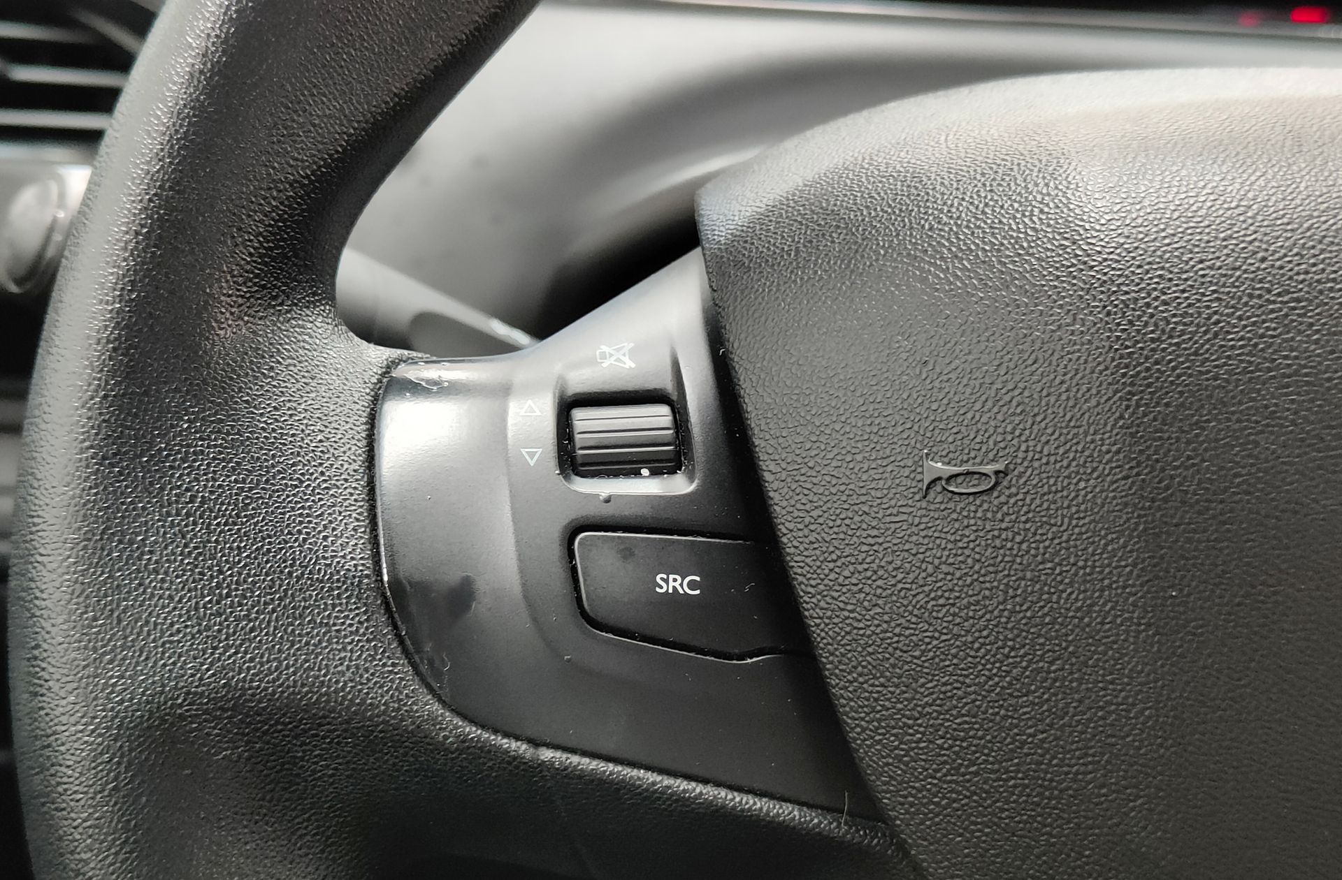 Peugeot 208 BlueHDi 100 Active - foto 20