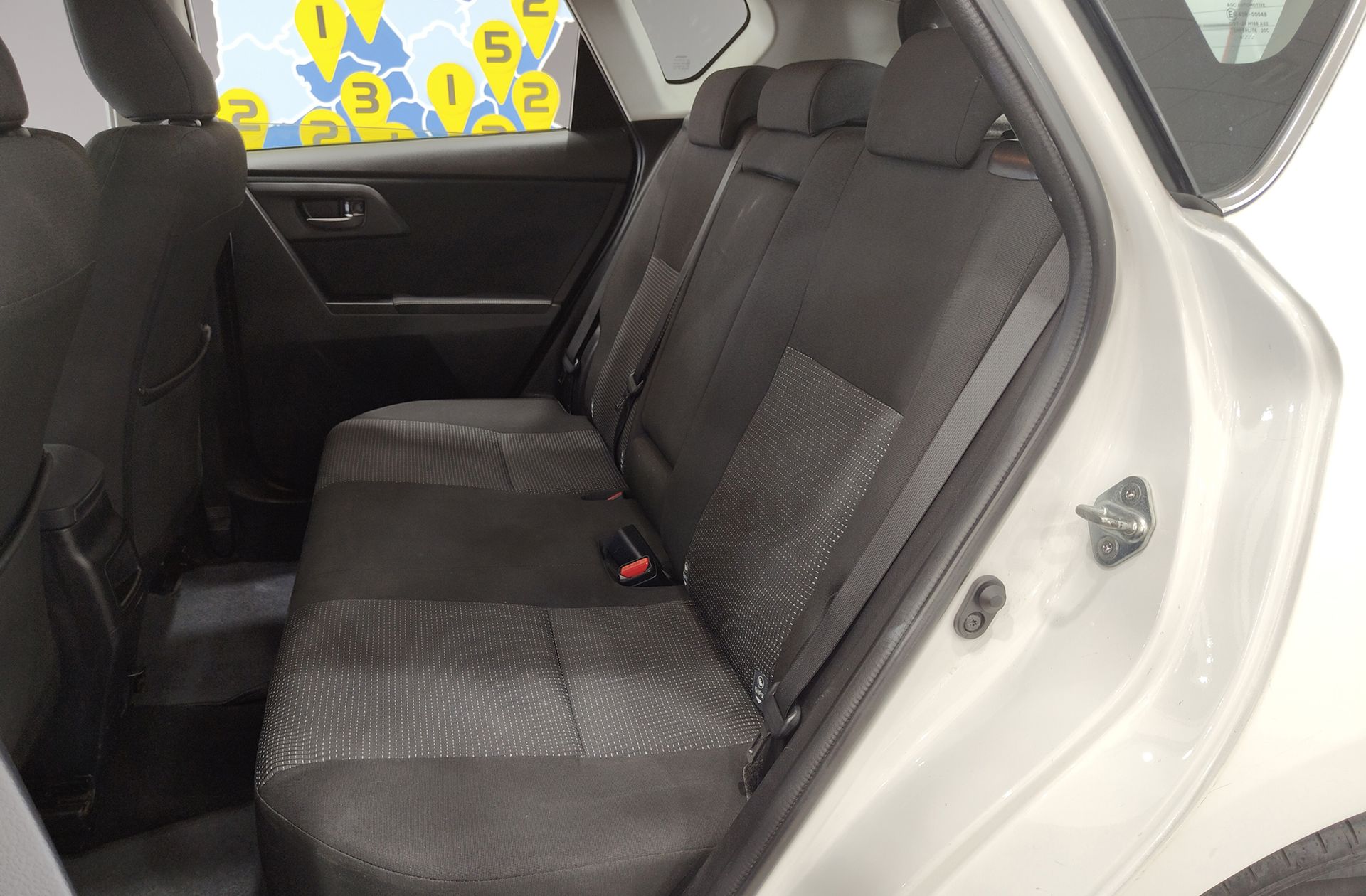 Toyota Auris 130 Active - foto 8