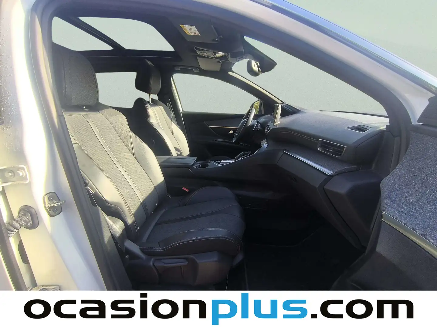 Foto Peugeot 3008 Peugeot 3008 PureTech 180 GT Line EAT8 (180 CV)