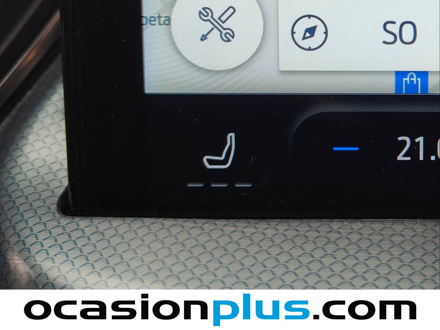 Extras y acabados del Ford Focus Ford Focus 1.0 Ecoboost MHEV Active Auto (155 CV)