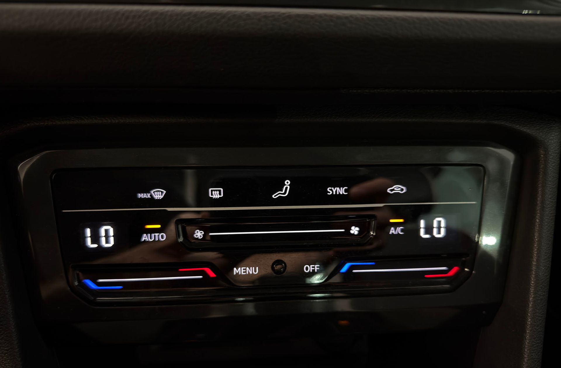 Volkswagen Tiguan Urban Sport 1.5 TSI - foto 32