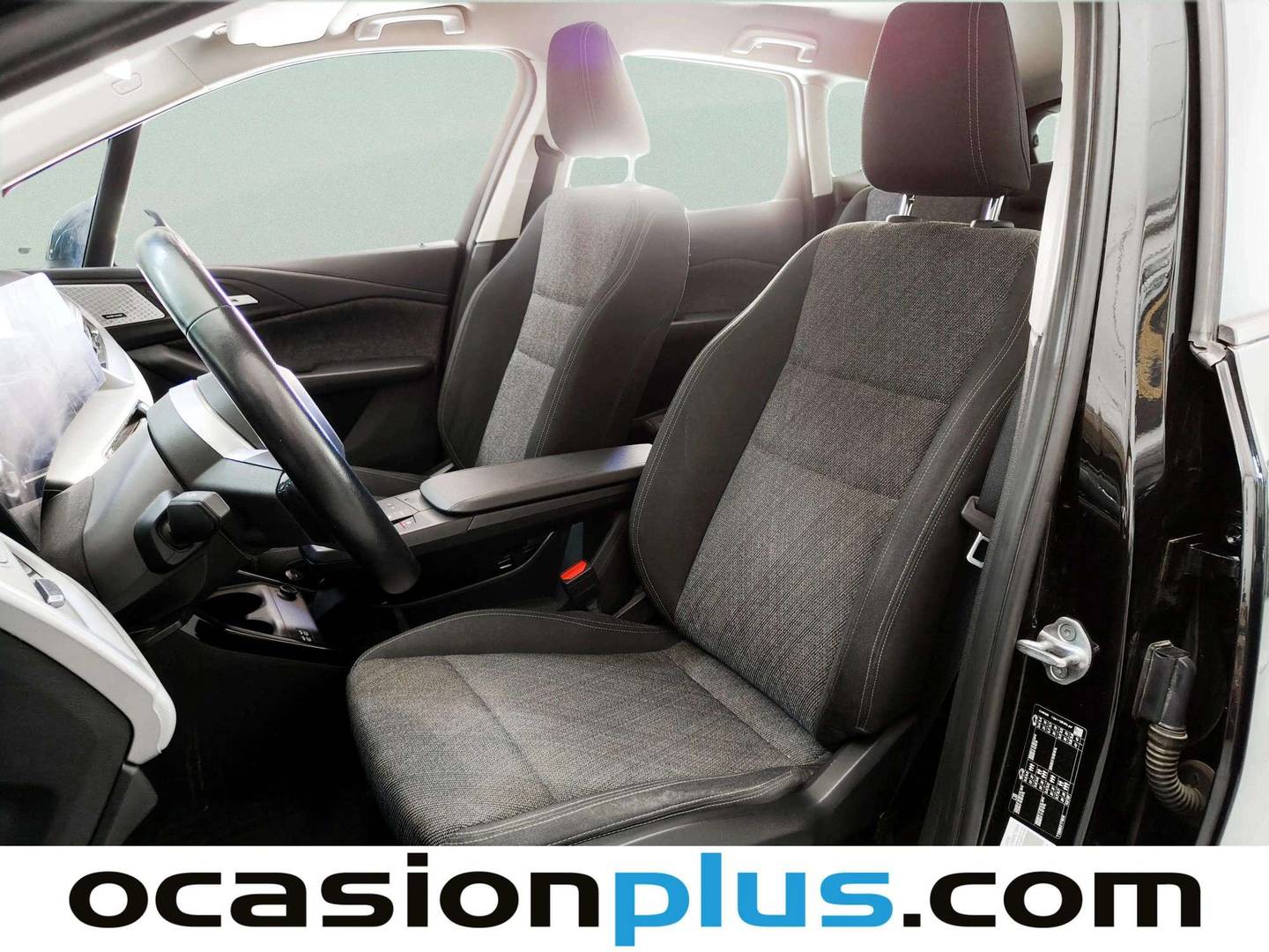 Foto asientos delanteros BMW Serie 2 Active Tourer BMW Serie 2 218i Active Tourer (136 CV)