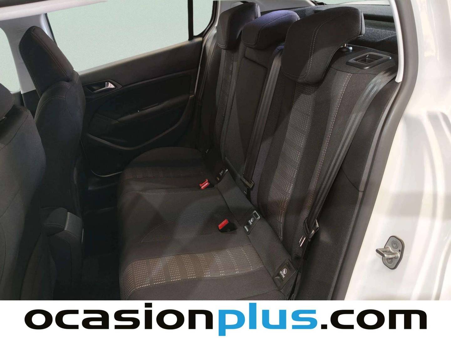 Foto asientos traseros Peugeot 308 Peugeot 308 PureTech 130 Allure EAT6 (130 CV)