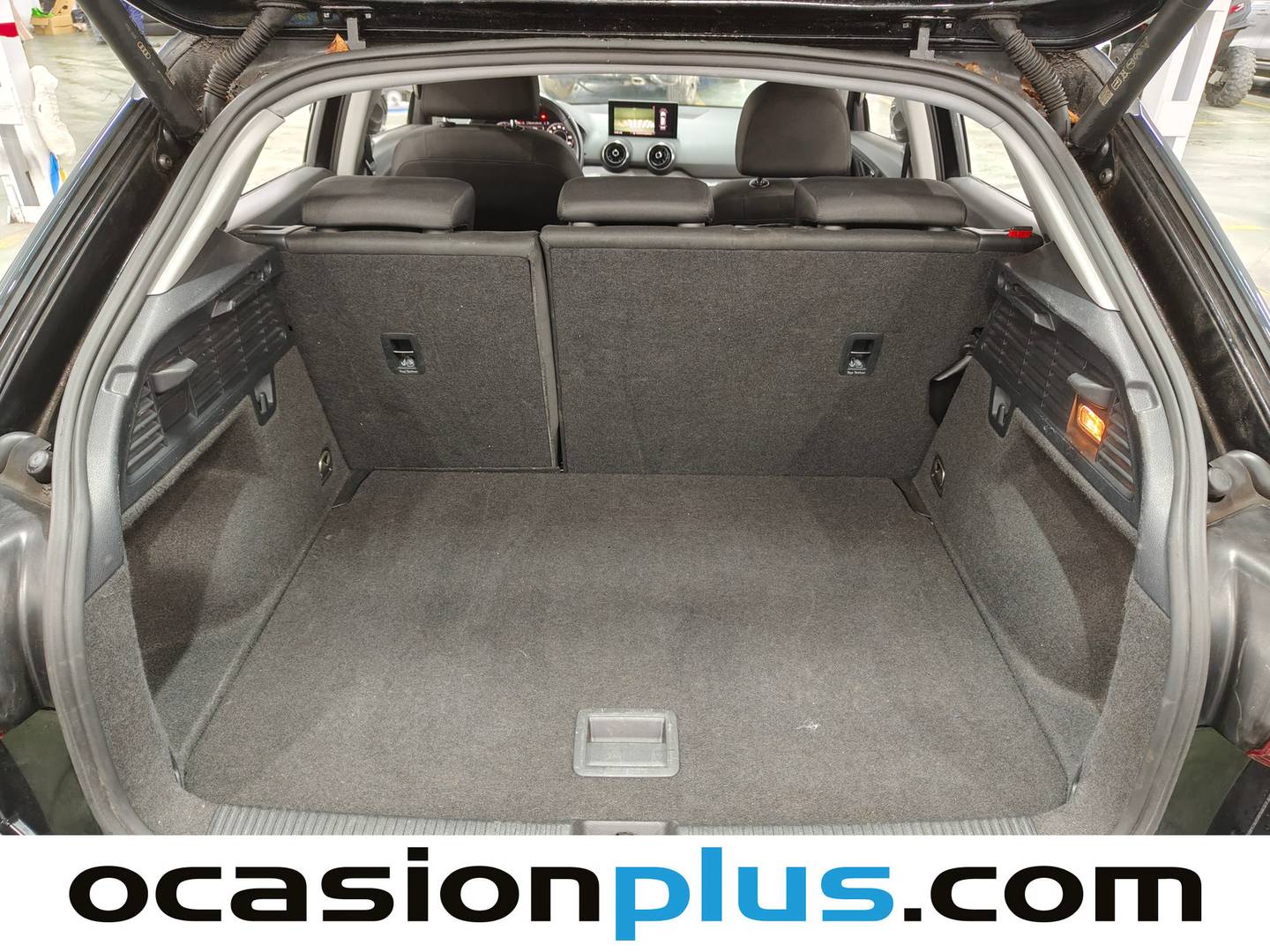 Foto asientos delanteros Audi Q2 Audi Q2 Advanced 35 TFSI (150 CV) S tronic