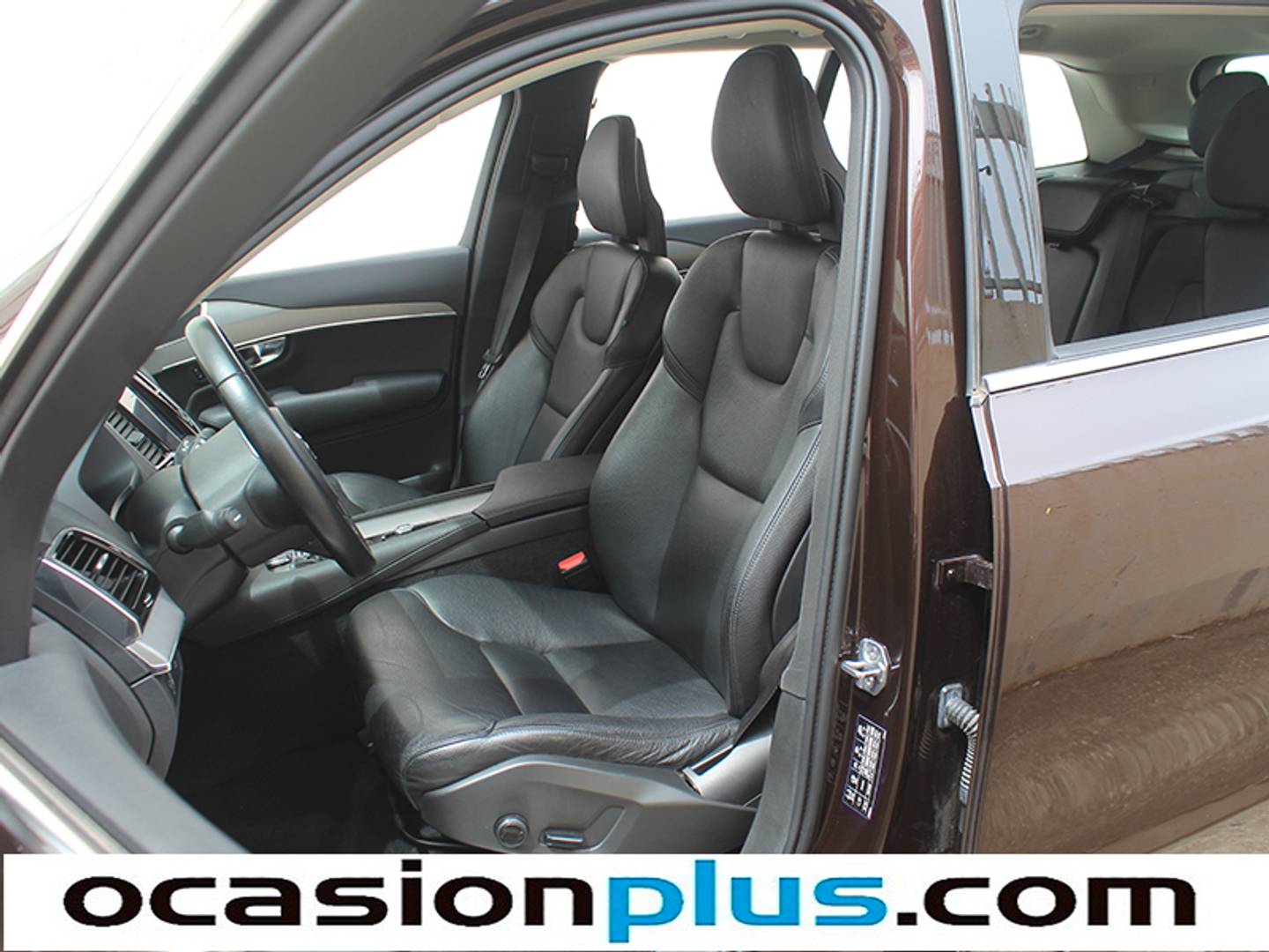 Foto Volvo XC90 Volvo XC90 B5 D Momentum Pro AWD Auto (235 CV) 7 Plazas