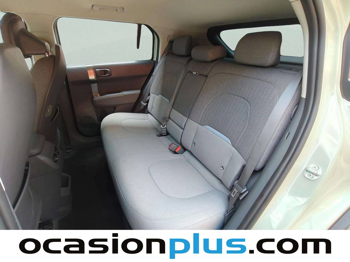 Foto asientos traseros KIA EV3 KIA EV3 Air Long Range (204 CV)