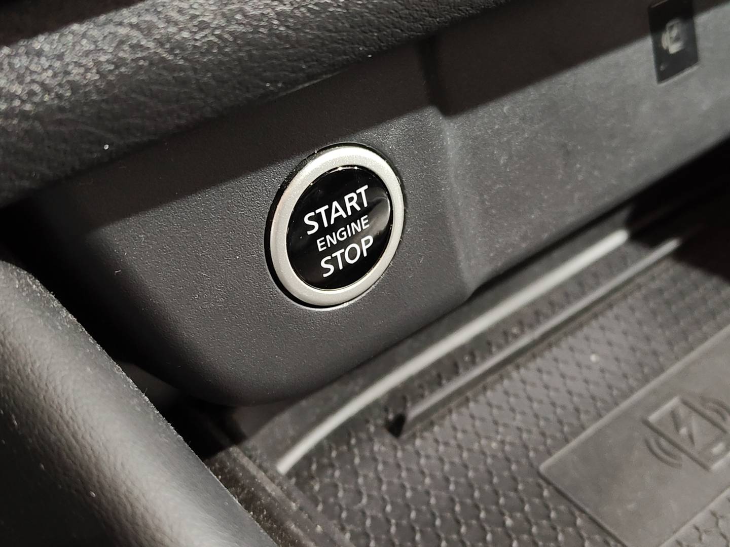 Foto Nissan QASHQAI Nissan Qashqai DIG-T 140 N-Connecta (140 CV)