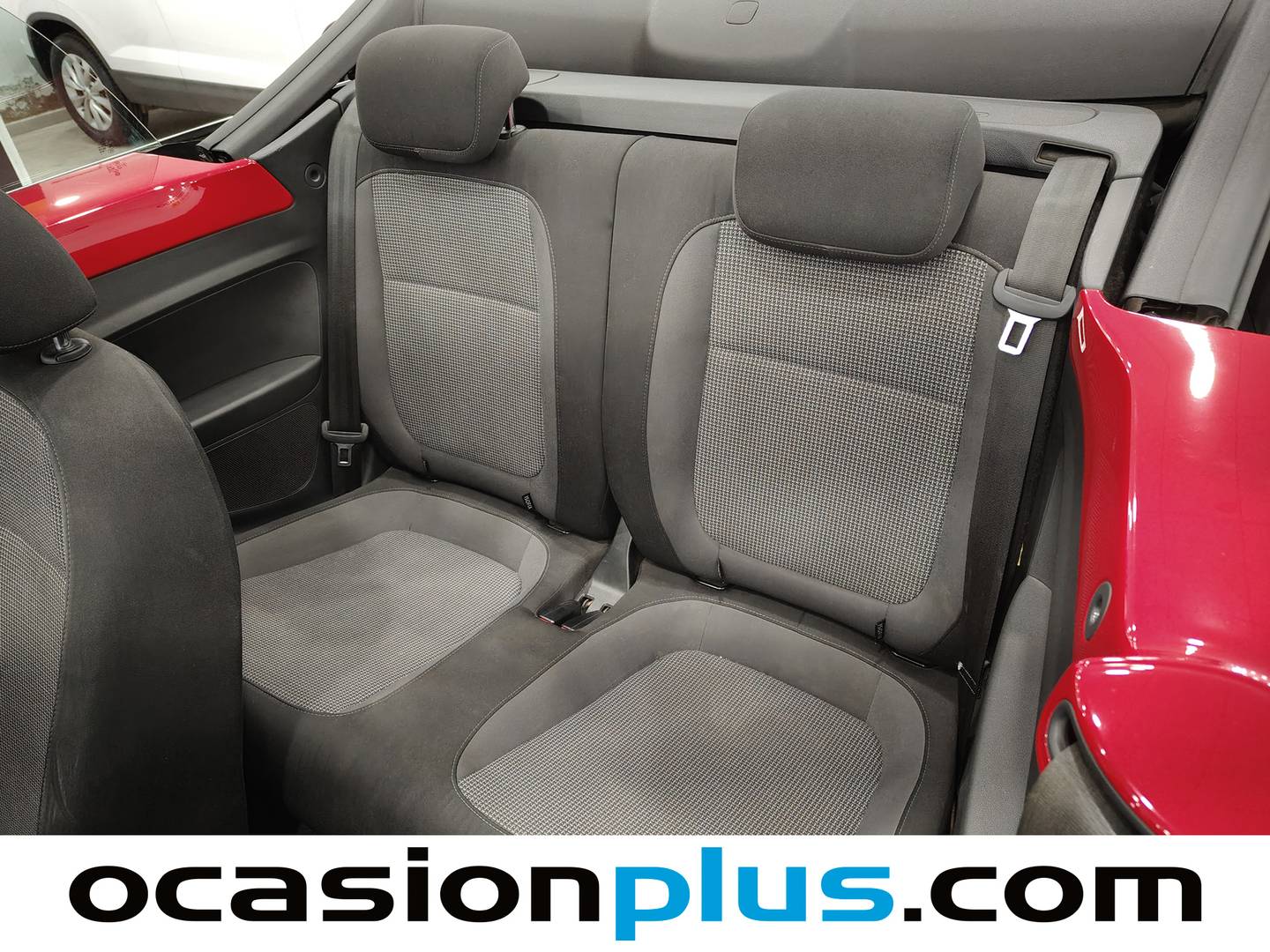 Foto asientos traseros Volkswagen Beetle Volkswagen Beetle Cabrio Design 2.0 TDI BMT (110 CV)