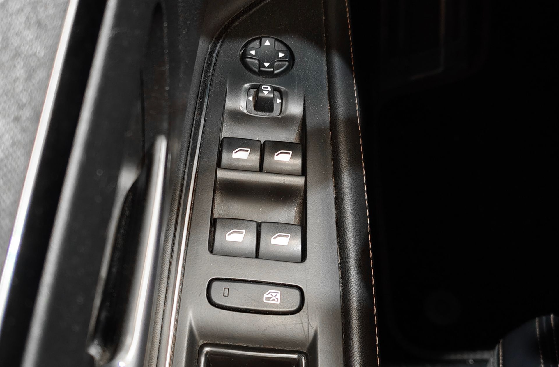 Peugeot 3008 BlueHDi 120 GT-Line - foto 45