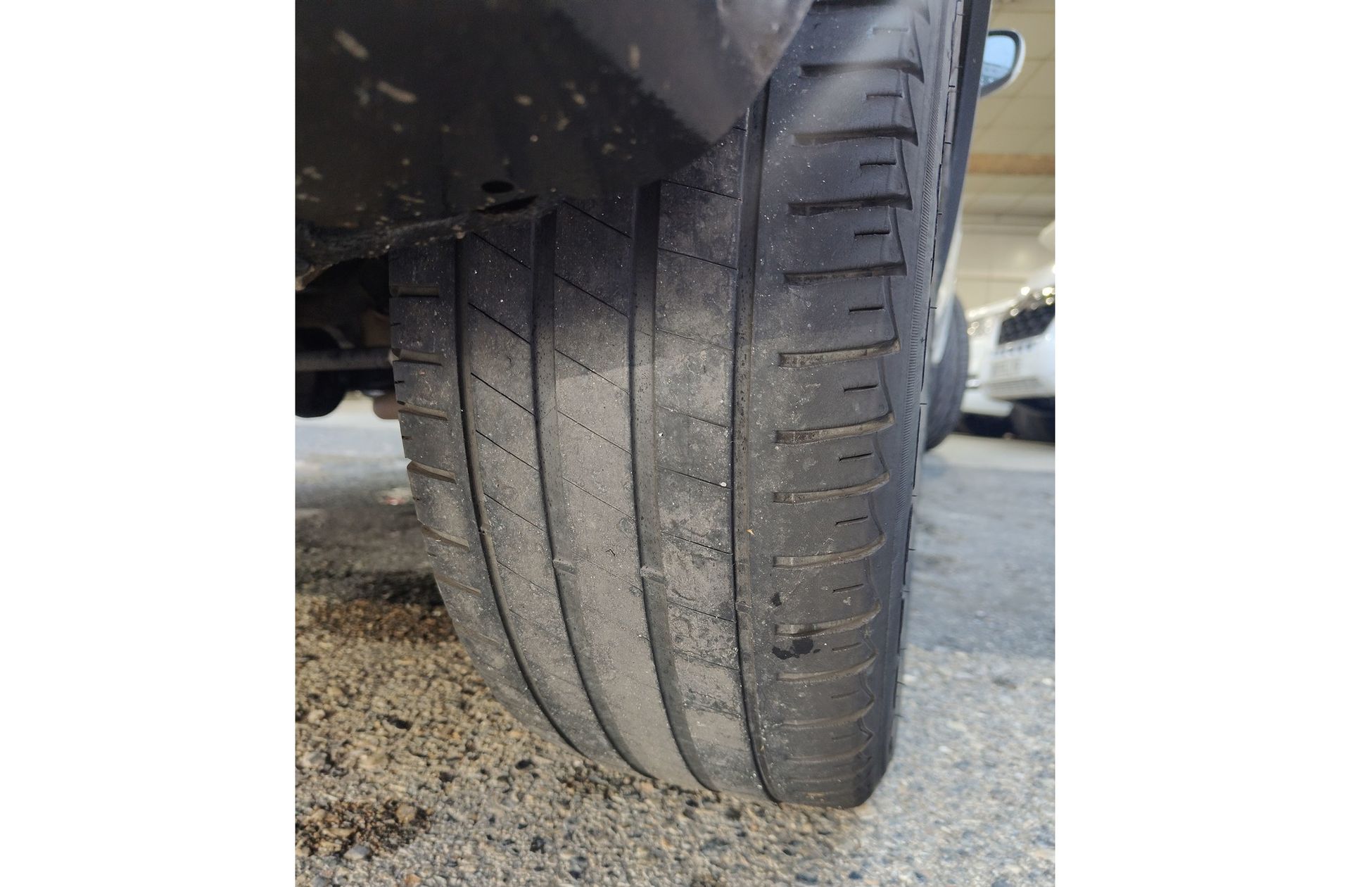 Suzuki Vitara 1.0 Turbo GLE 4WD - foto 33