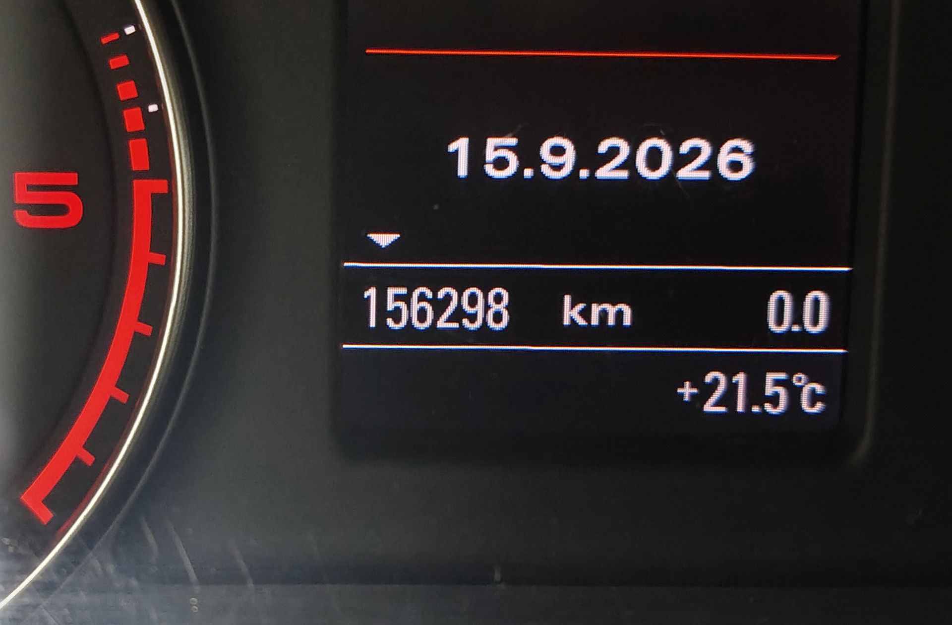 Audi Q3 Advanced 2.0 TDI - foto 8