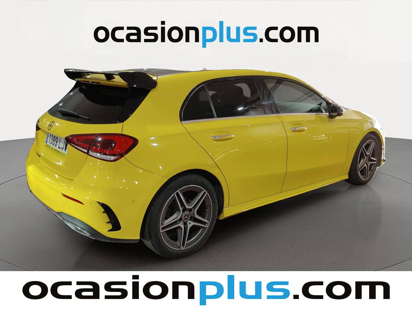 Foto trasera Mercedes Clase A Mercedes Clase A 180 d (116 CV) Pack AMG derecha